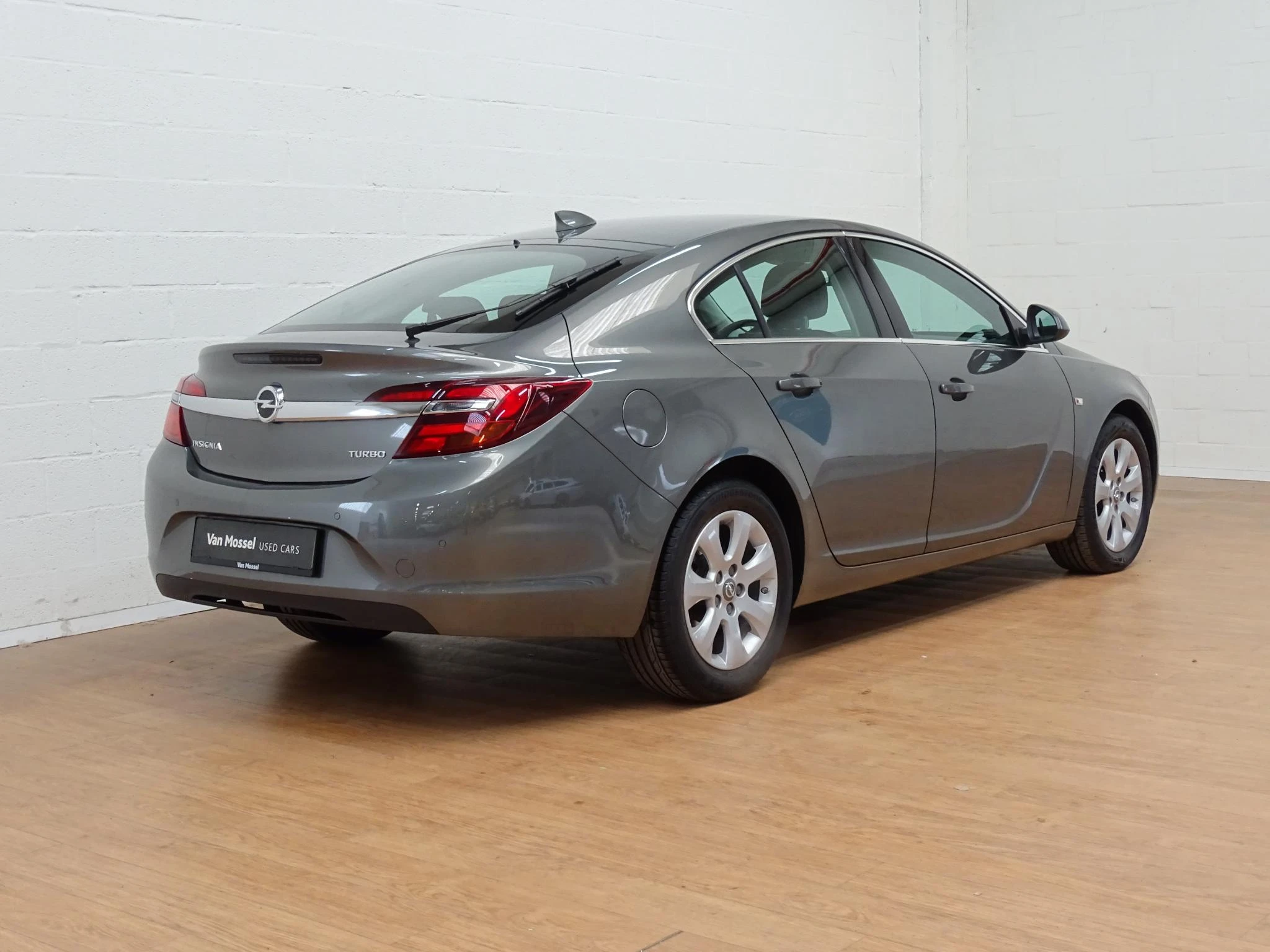 Opel-Insignia-image-5
