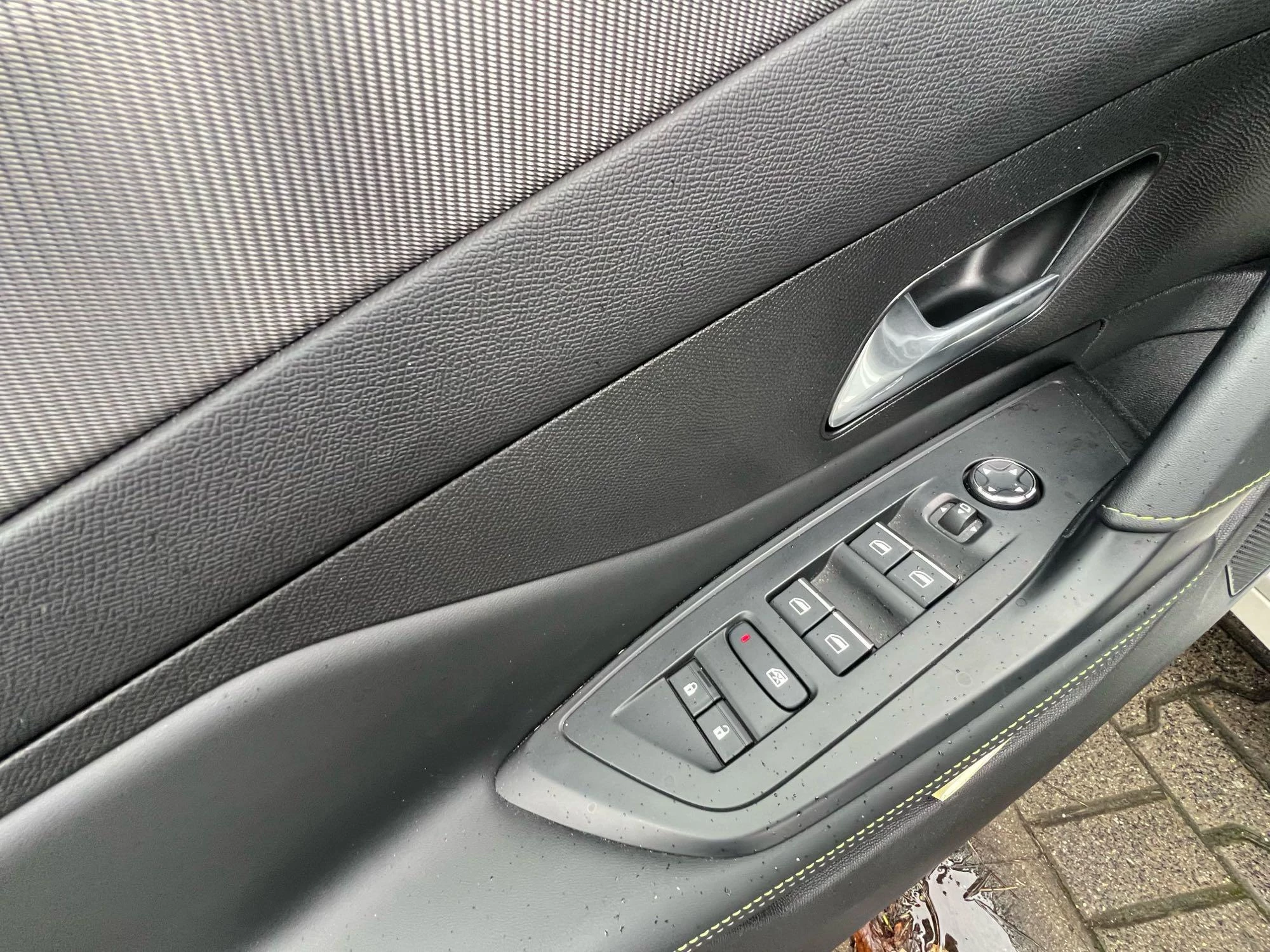 Peugeot-308-image-16