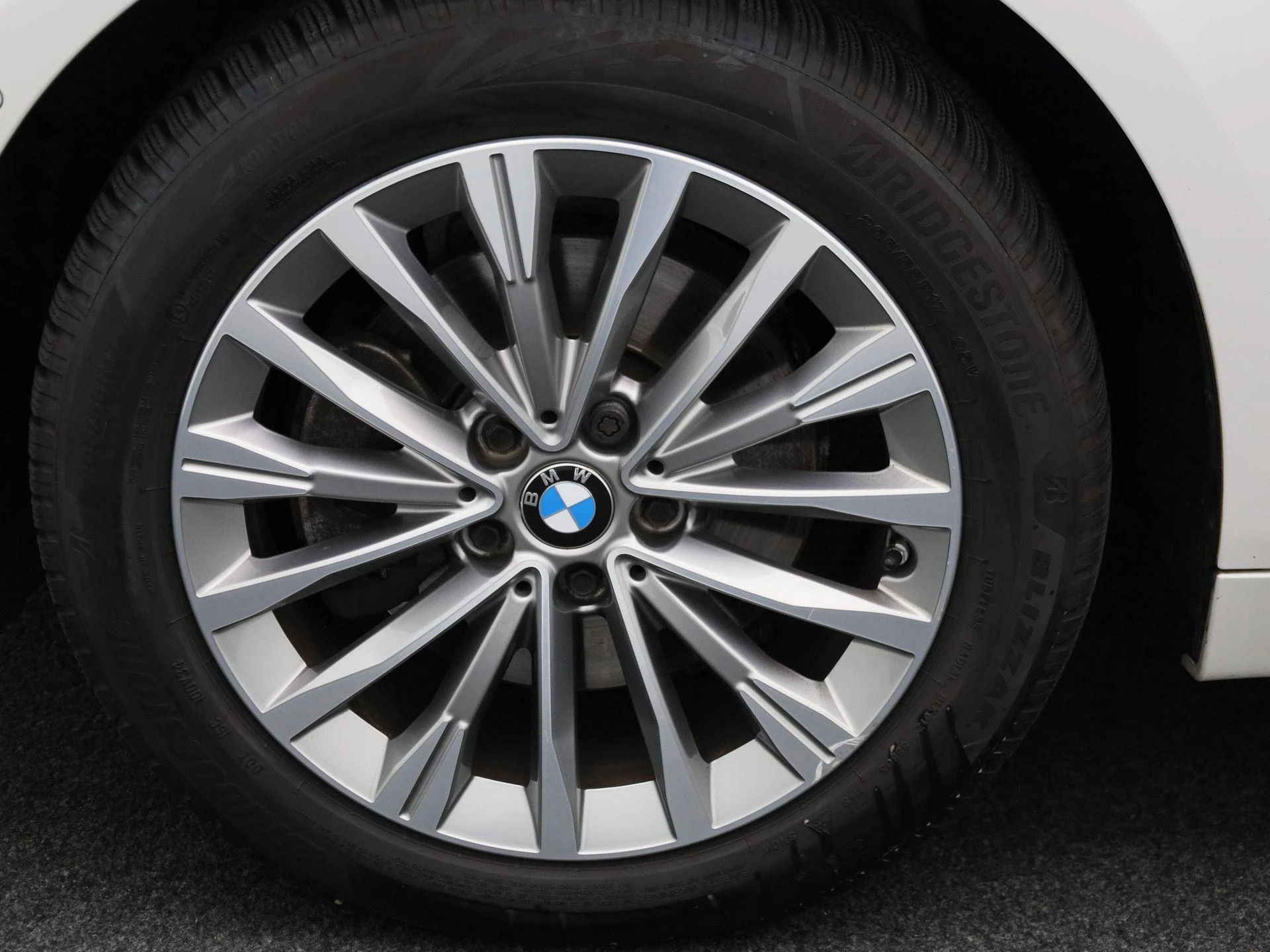 BMW-2 Serie-image-15
