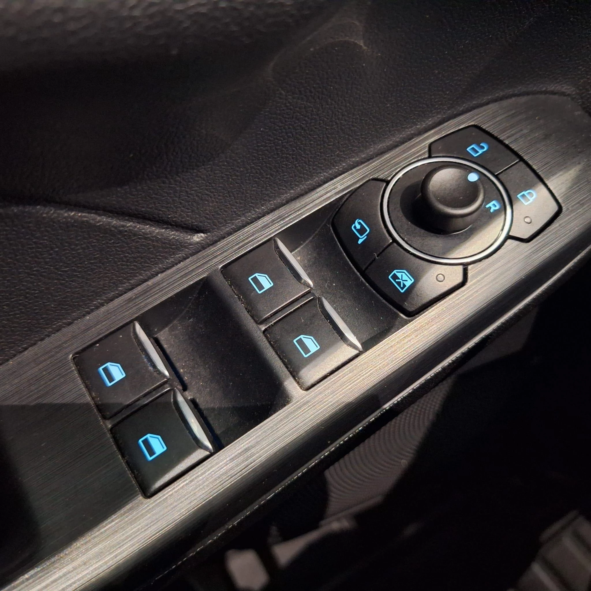 Ford-Kuga-image-23