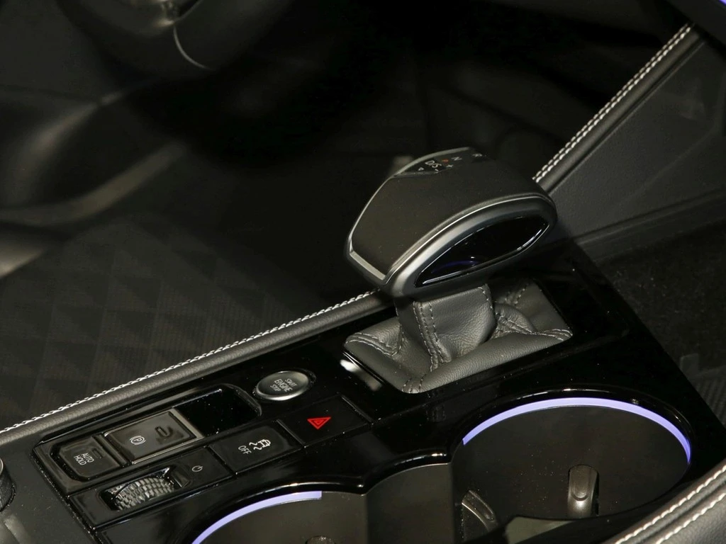 Volkswagen-Touareg-image-9