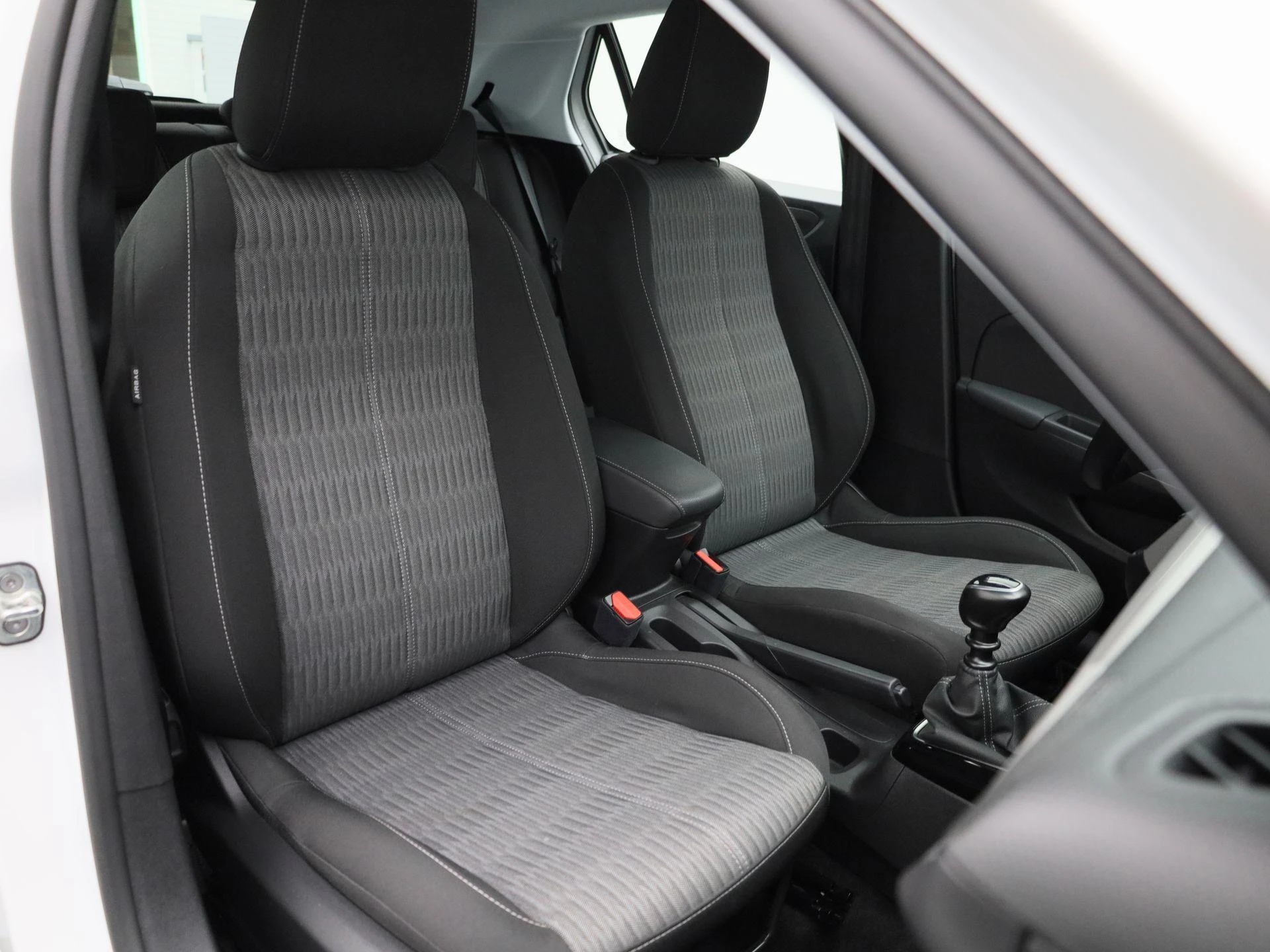 Opel-Corsa-image-31