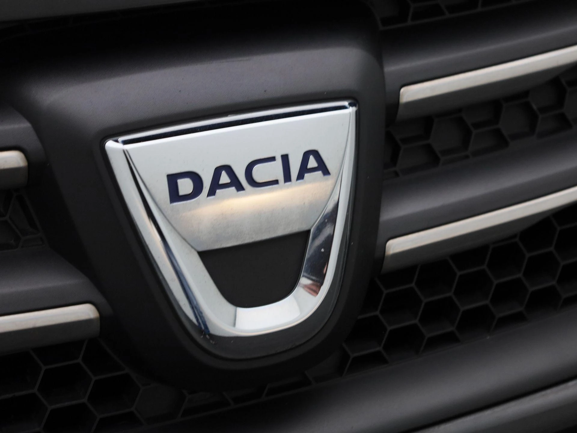 Dacia-Logan-image-28