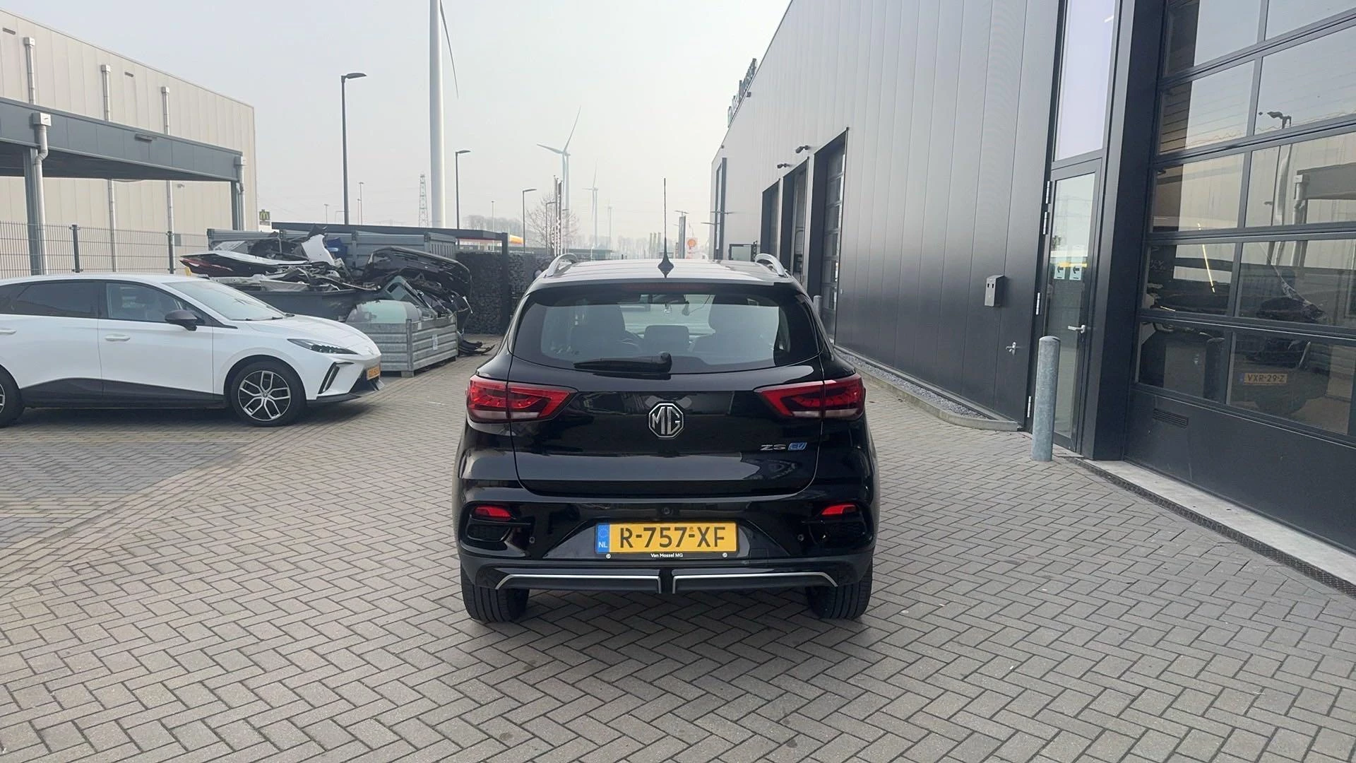 MG ZS EV Long Range Luxury 70 kWh