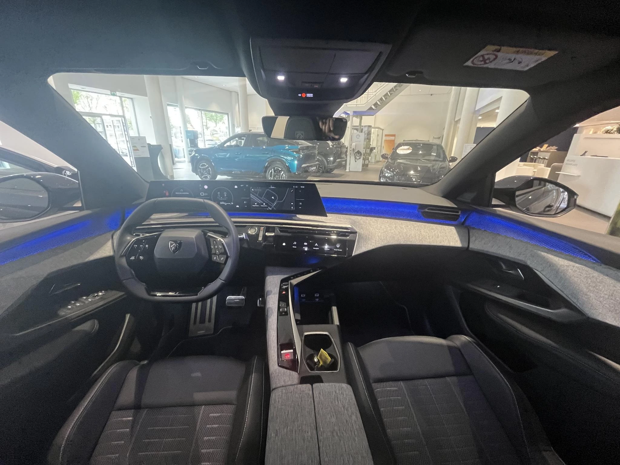 Peugeot 5008 1.2 Hybrid 145 GT