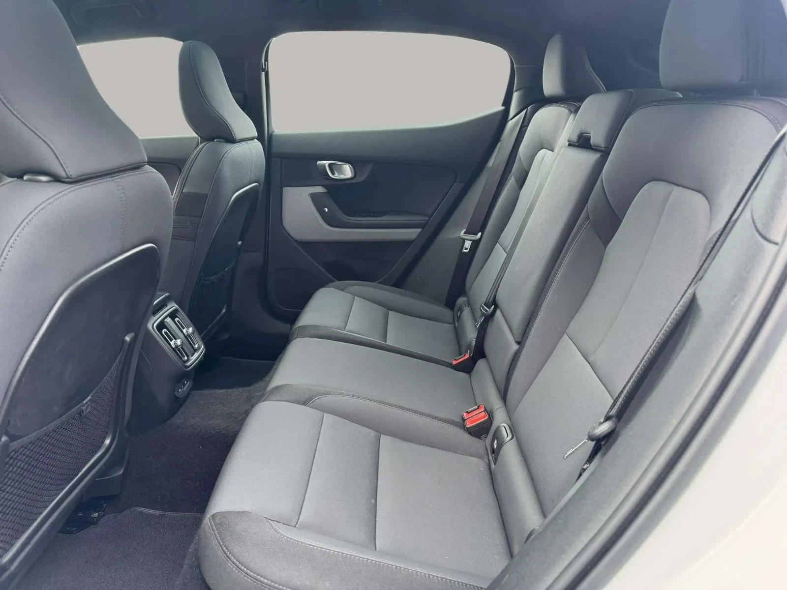 Polestar-2-image-20