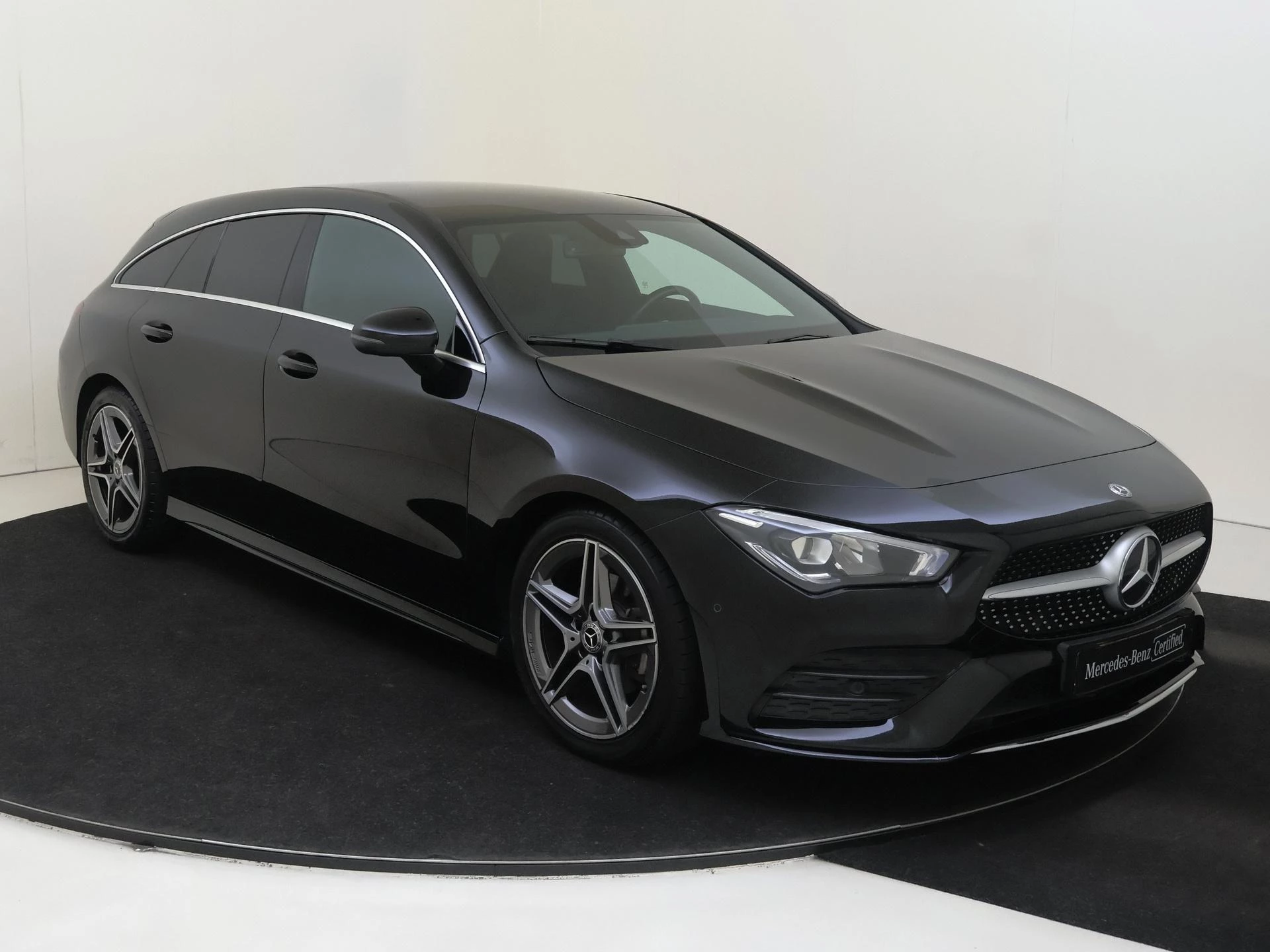 Mercedes-Benz CLA Shooting Brake 180 Business Solution AMG