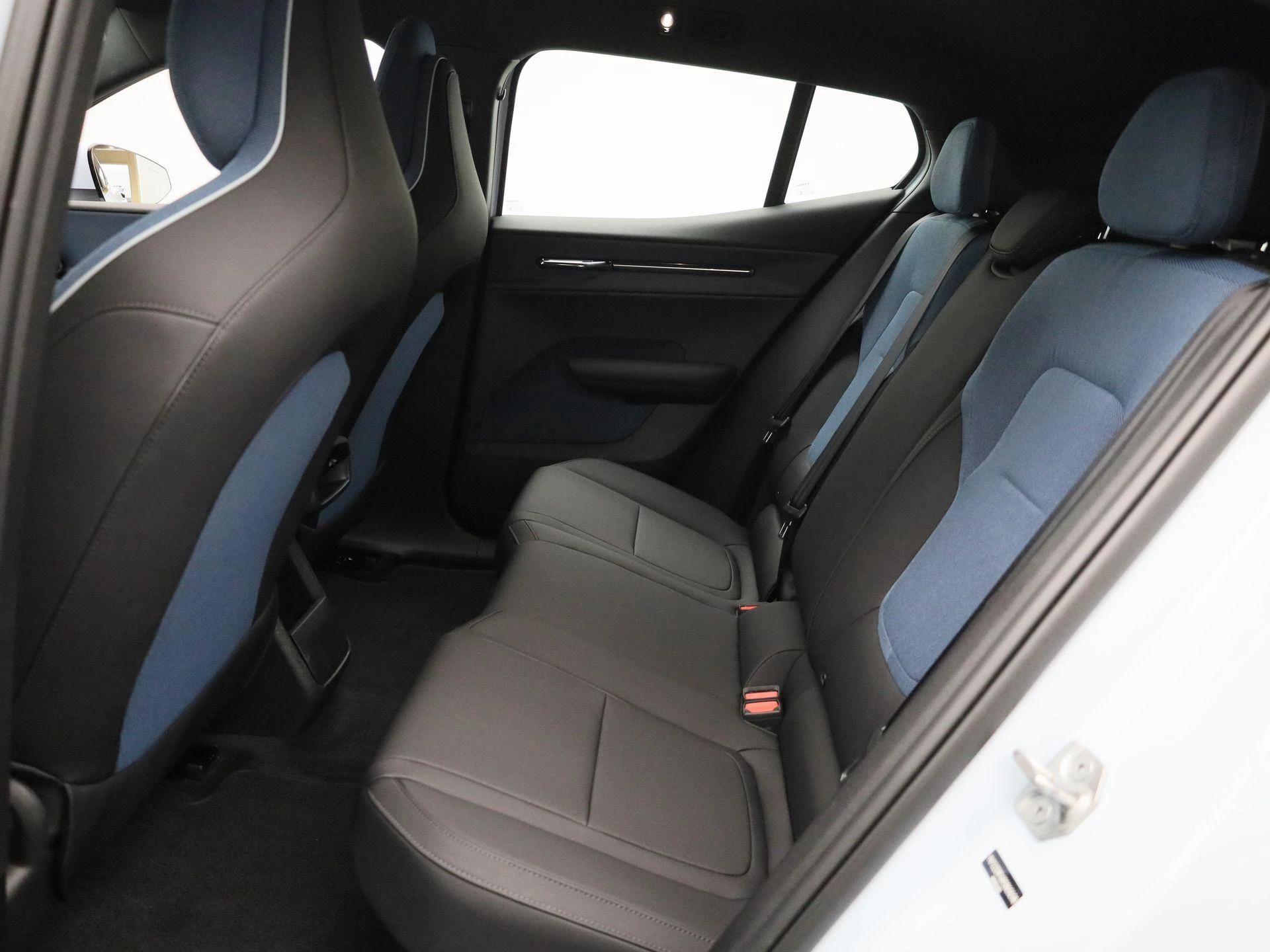 Volvo-EX30-image-13
