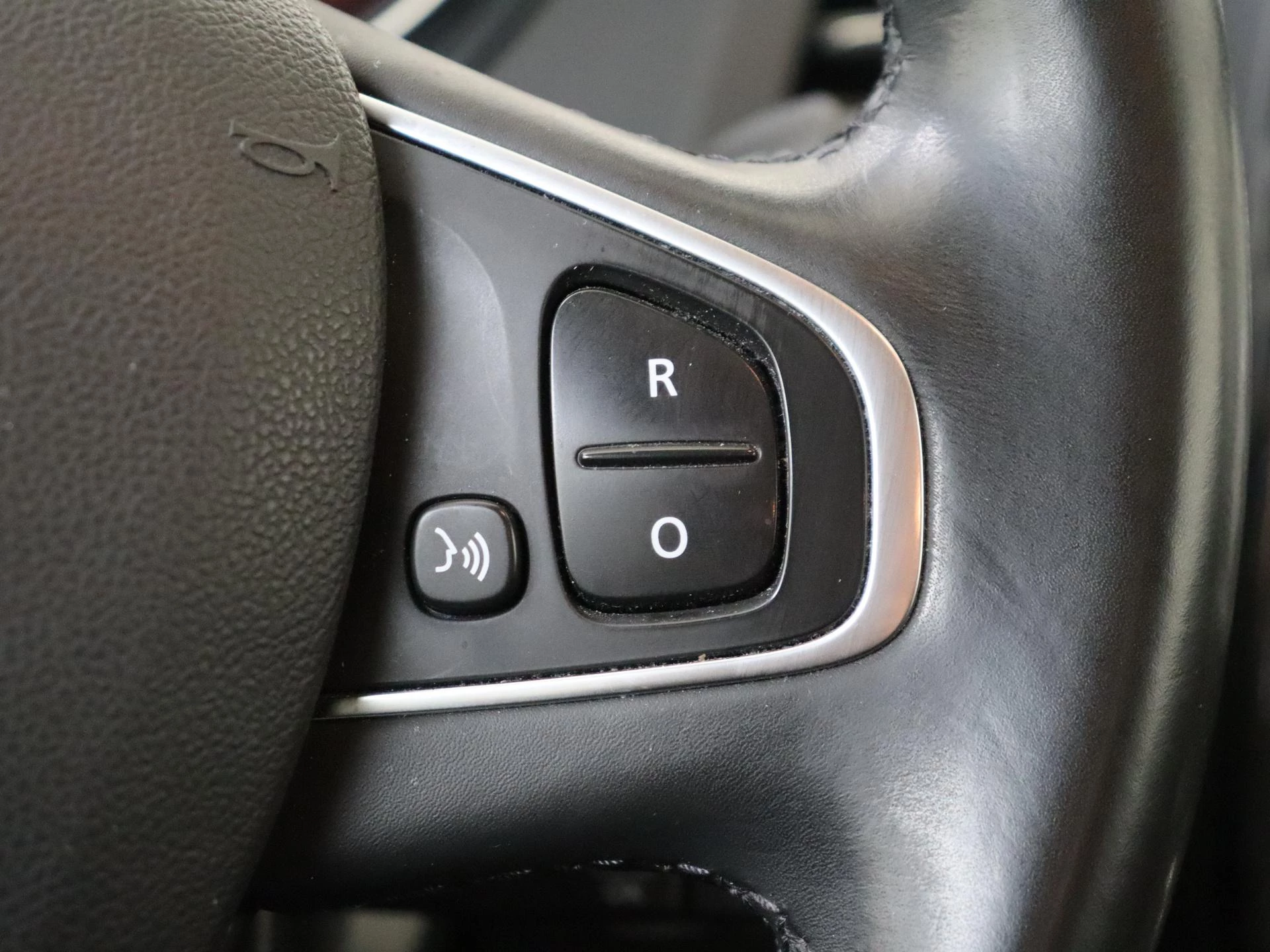 Renault-Captur-image-17