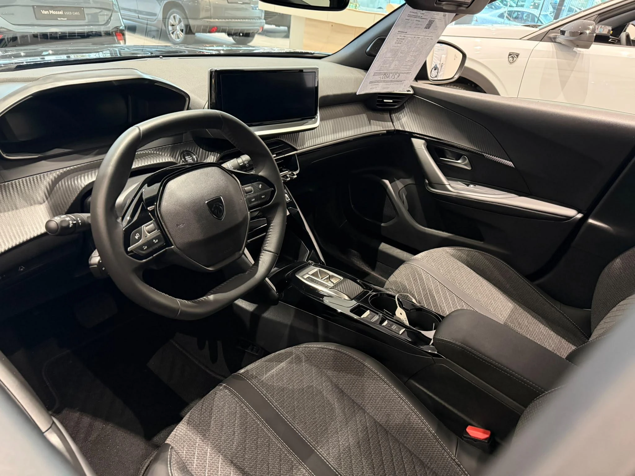 Peugeot-2008-image-6