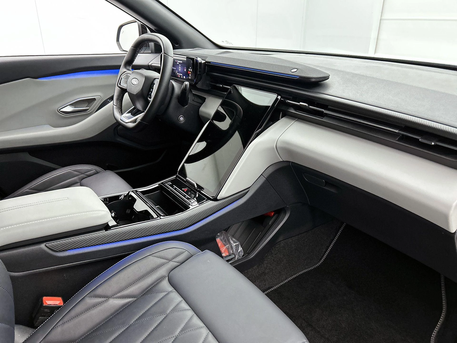 Ford Explorer Premium Extended Range RWD 77 kWh