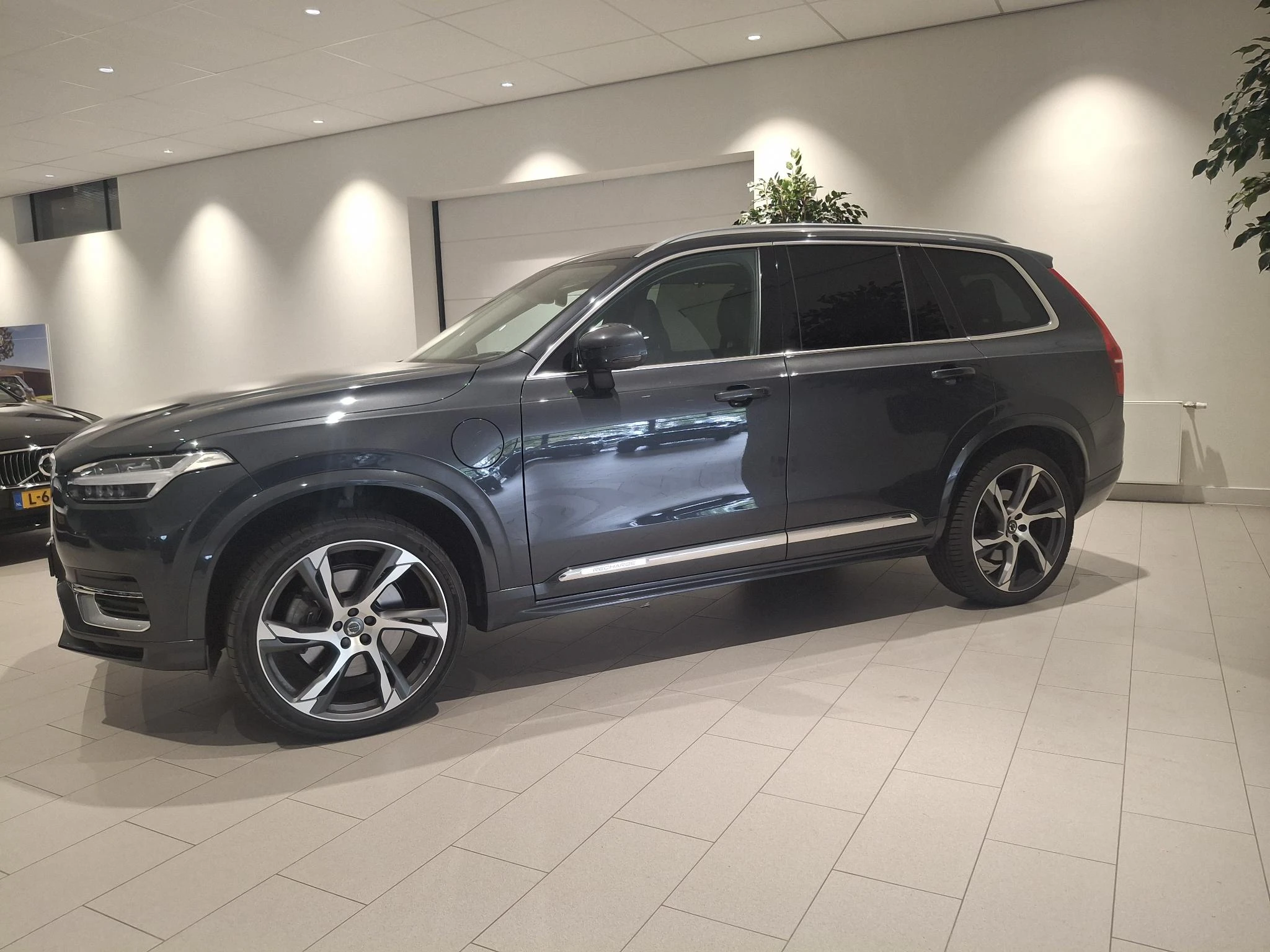 Volvo-XC90-image-1