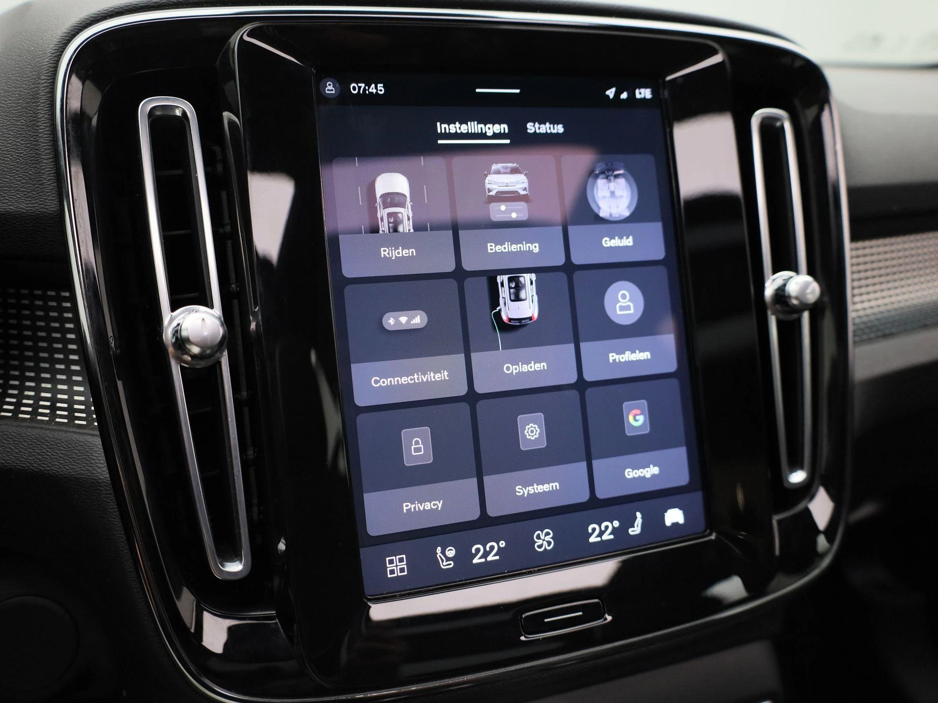 Volvo-XC40-image-29