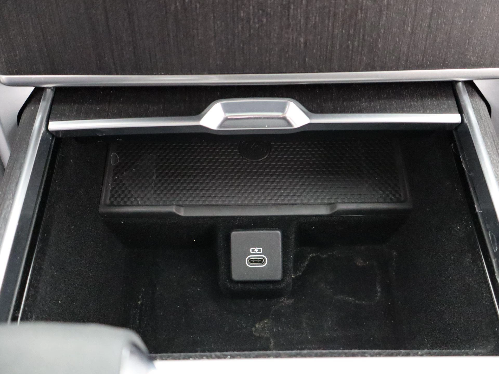 Land Rover-Range Rover-image-26