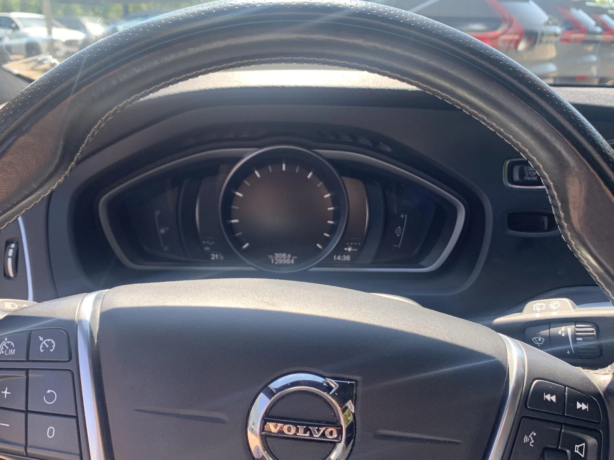 Volvo V40 T2 R-Design Apple Car Play