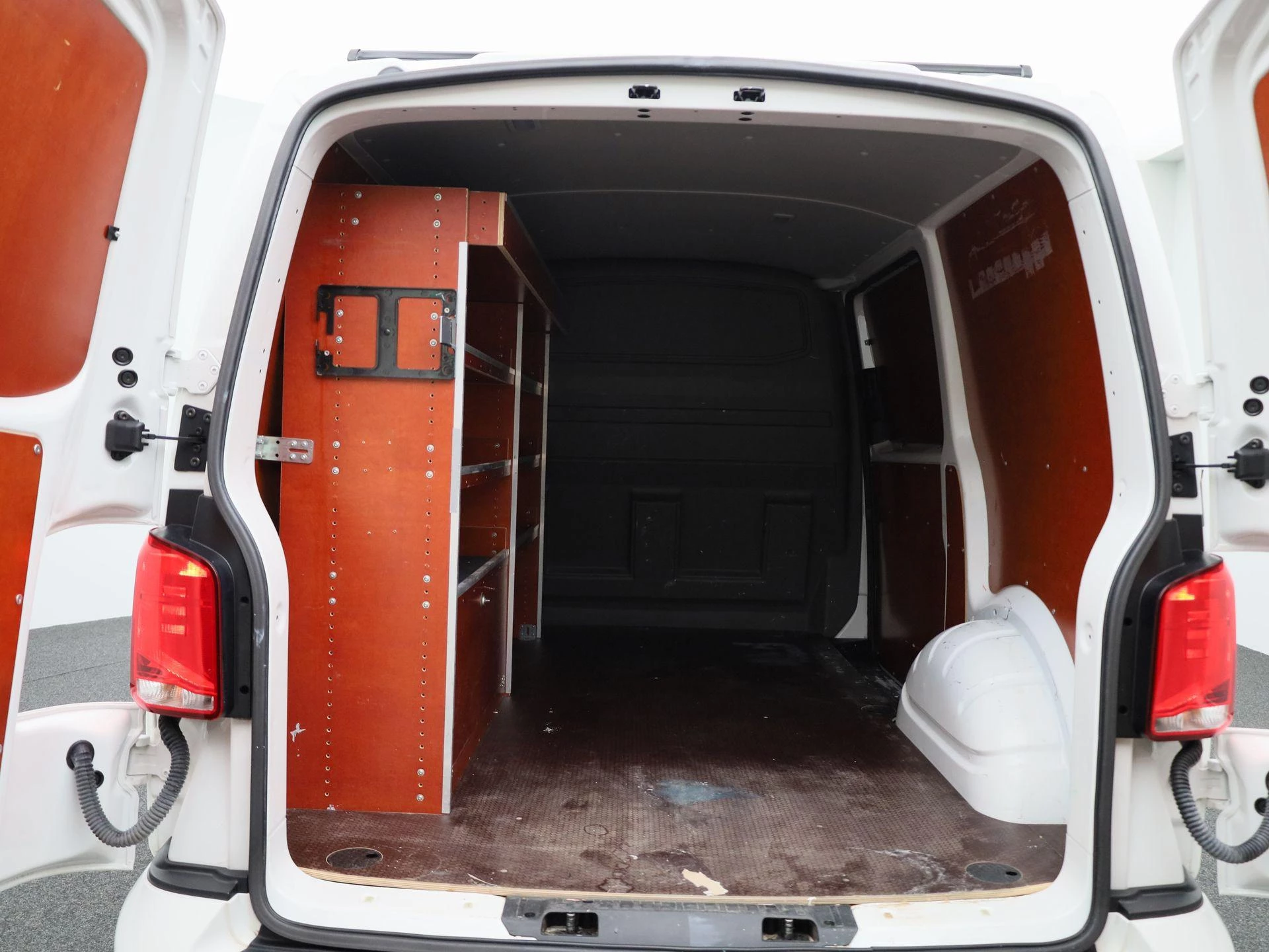 Volkswagen Transporter 2.0 TDI L1H1 110PK