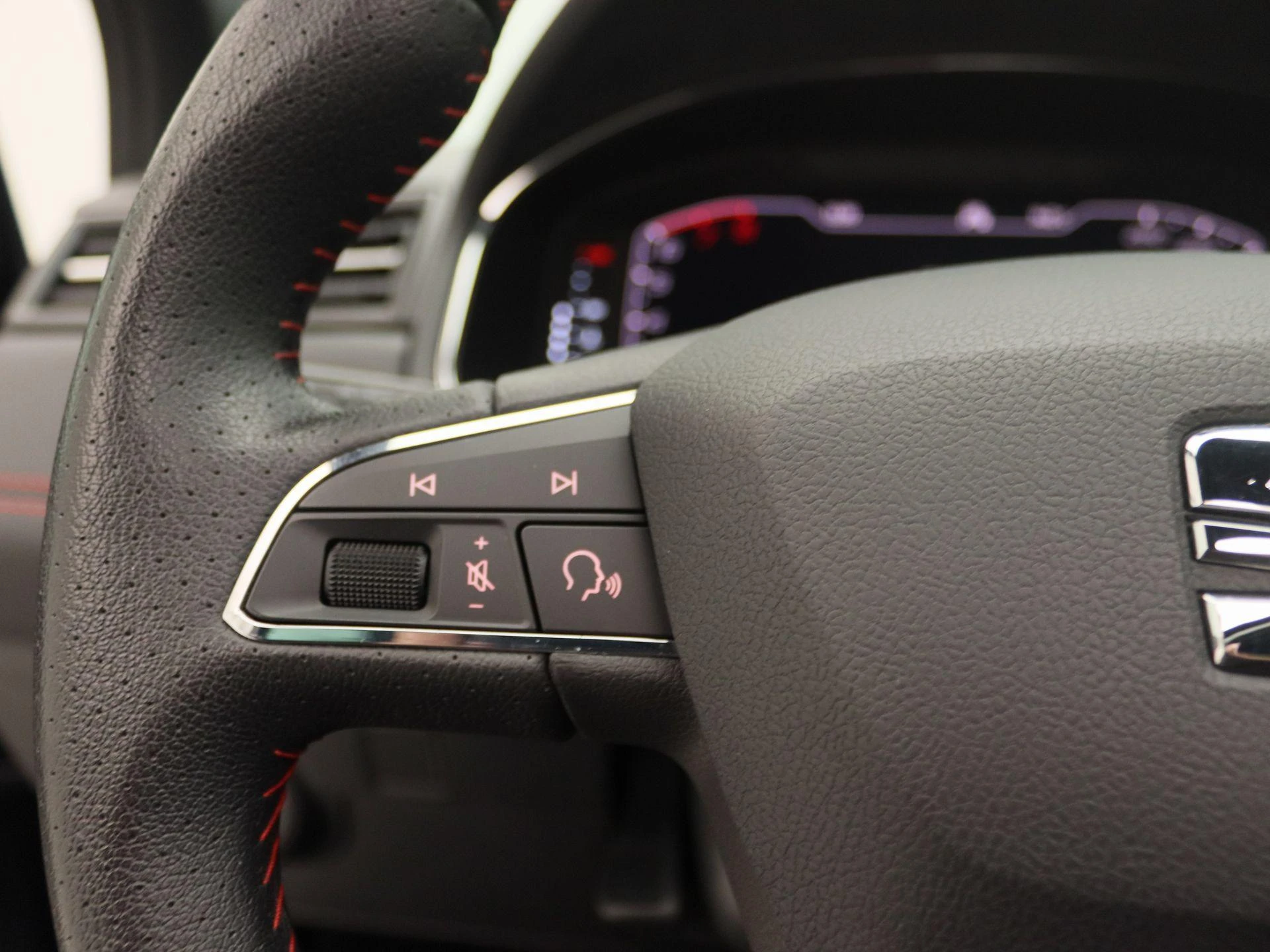SEAT-Ibiza-image-19