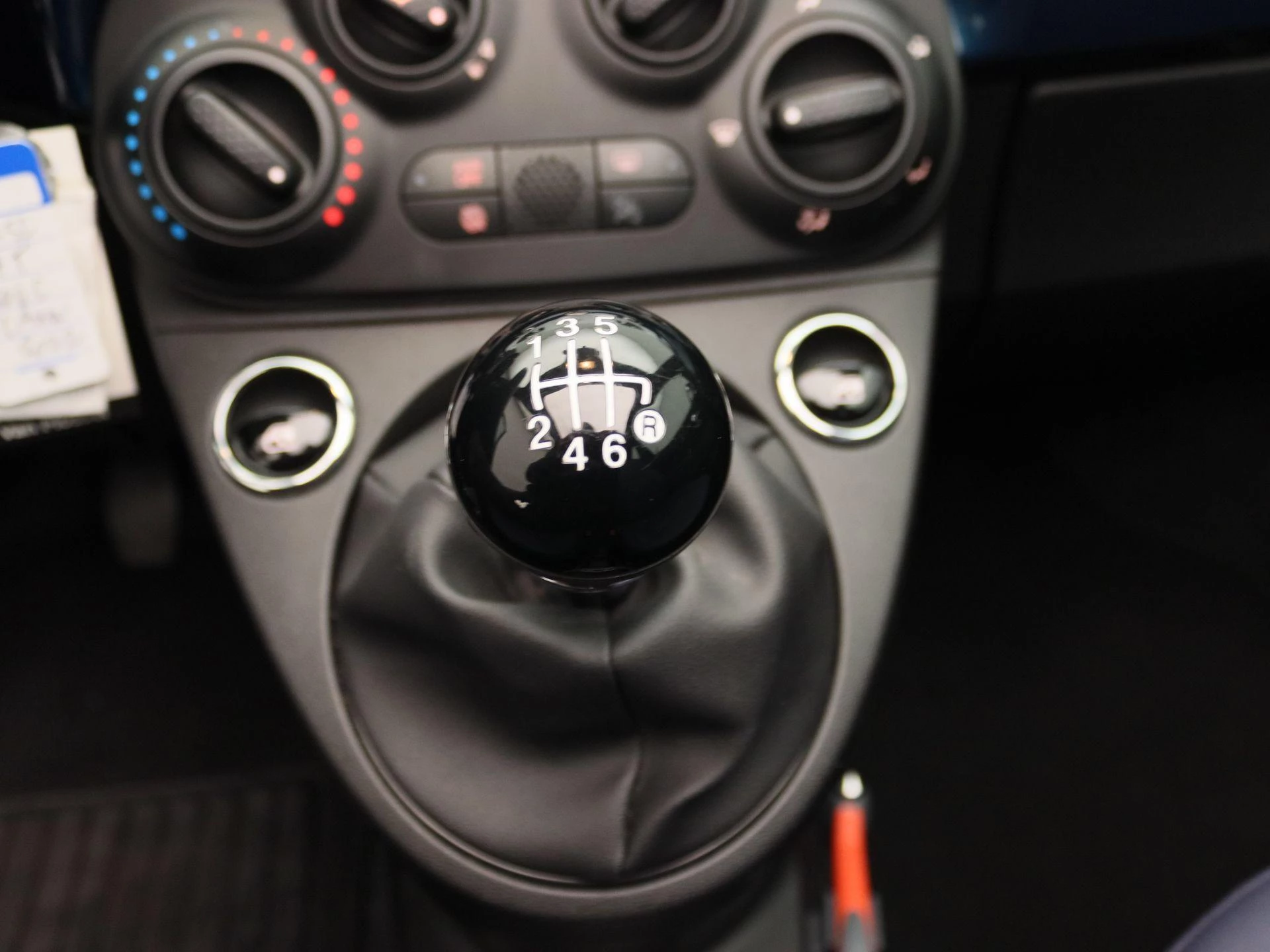 Fiat-500C-image-11
