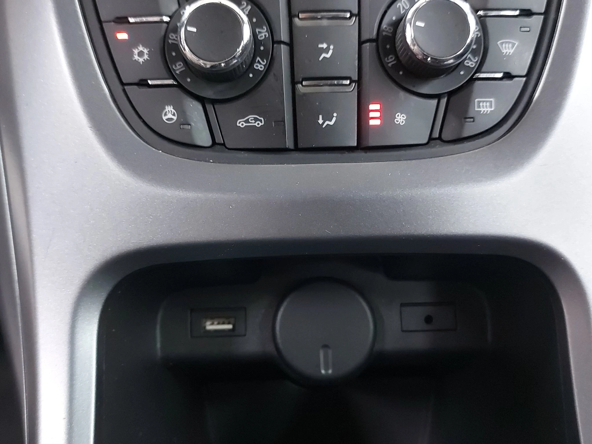 Opel-Astra-image-22