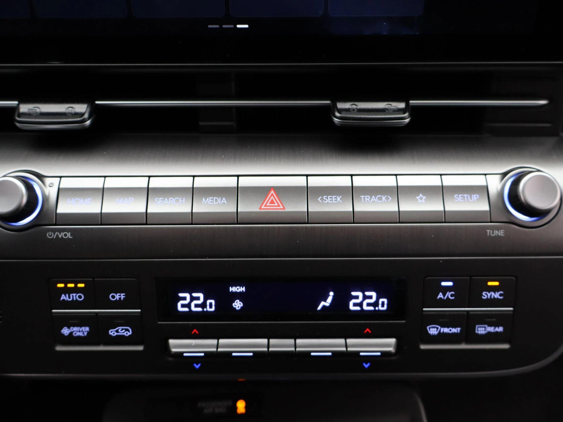 Hyundai Kona 1.6 GDI HEV Premium Sky