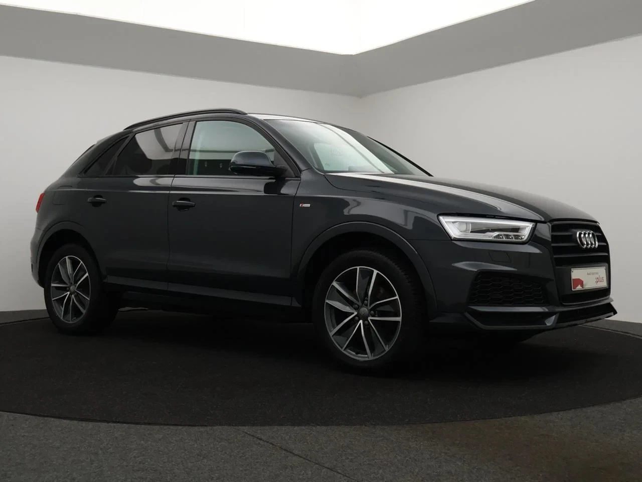 Audi Q3 Audi Q3 1.4TFSI 125PK *LEDER*CRUISE CONTROL*NAVI*CD SPELER*BLTH*PDC*AIRCO*ZETELVERWARMING*...*