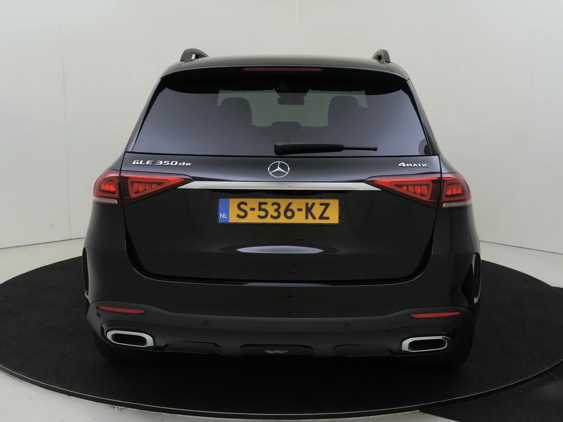 Mercedes-Benz-GLE-image-7