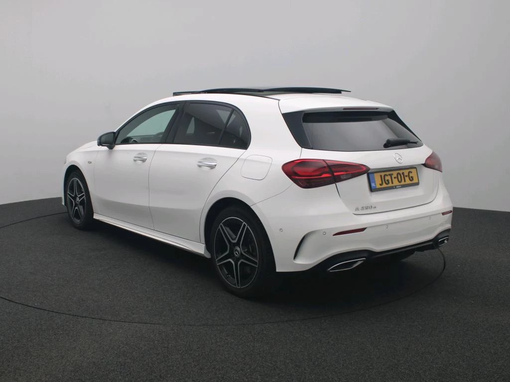Mercedes-Benz-A-Klasse-image-7