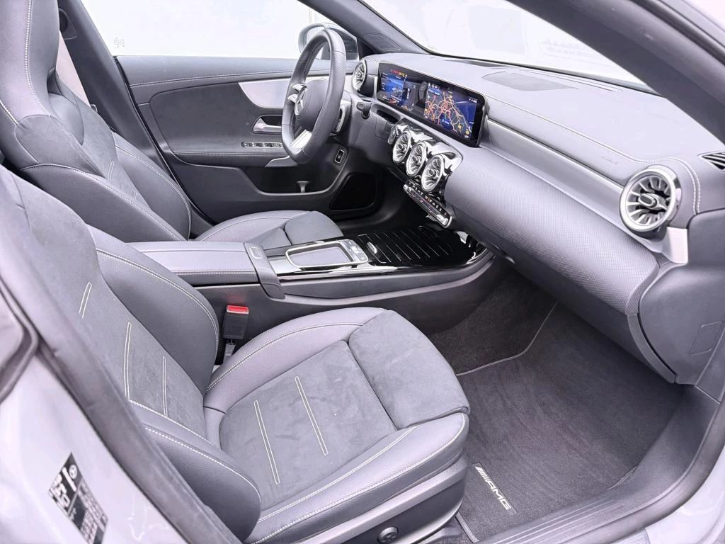 Mercedes-Benz-CLA-image-6