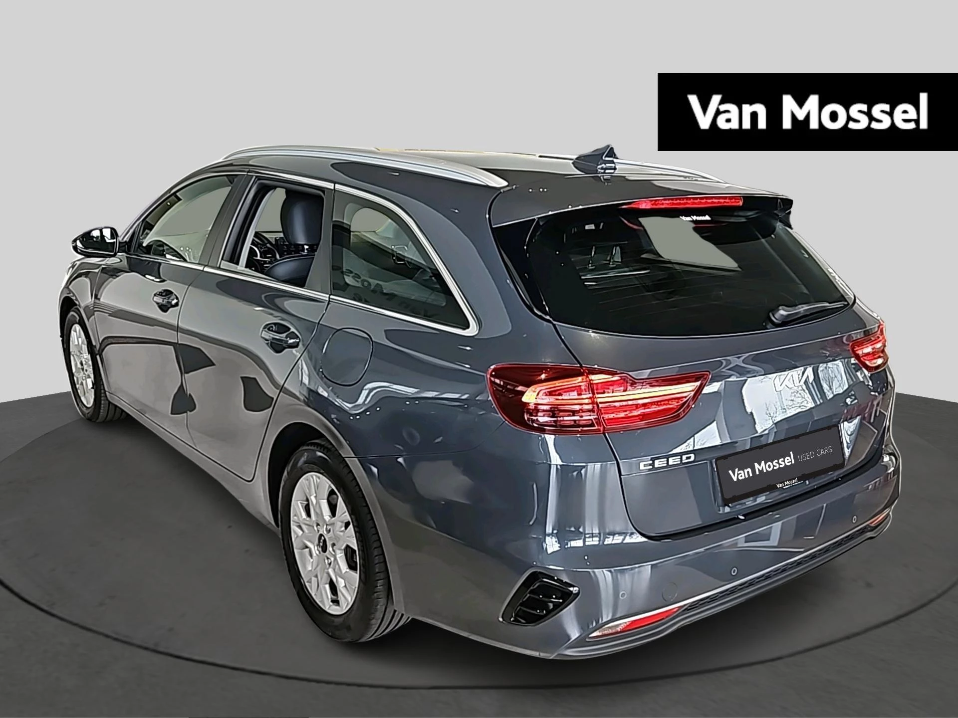 Kia-Ceed Sportswagon-image-1