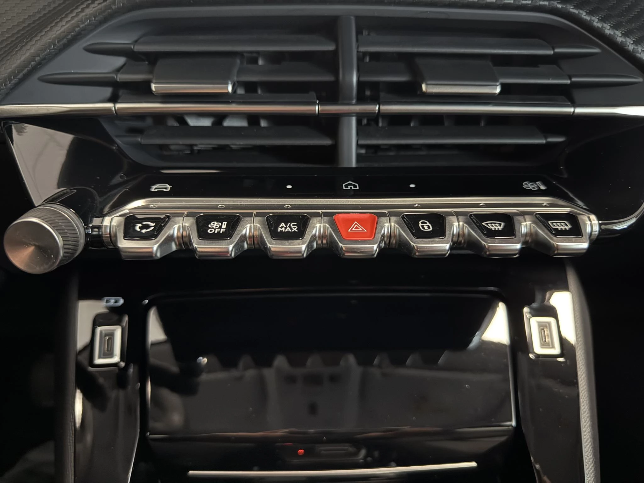 Peugeot 208 1.2 Hybrid 110 e-DCS6 Allure