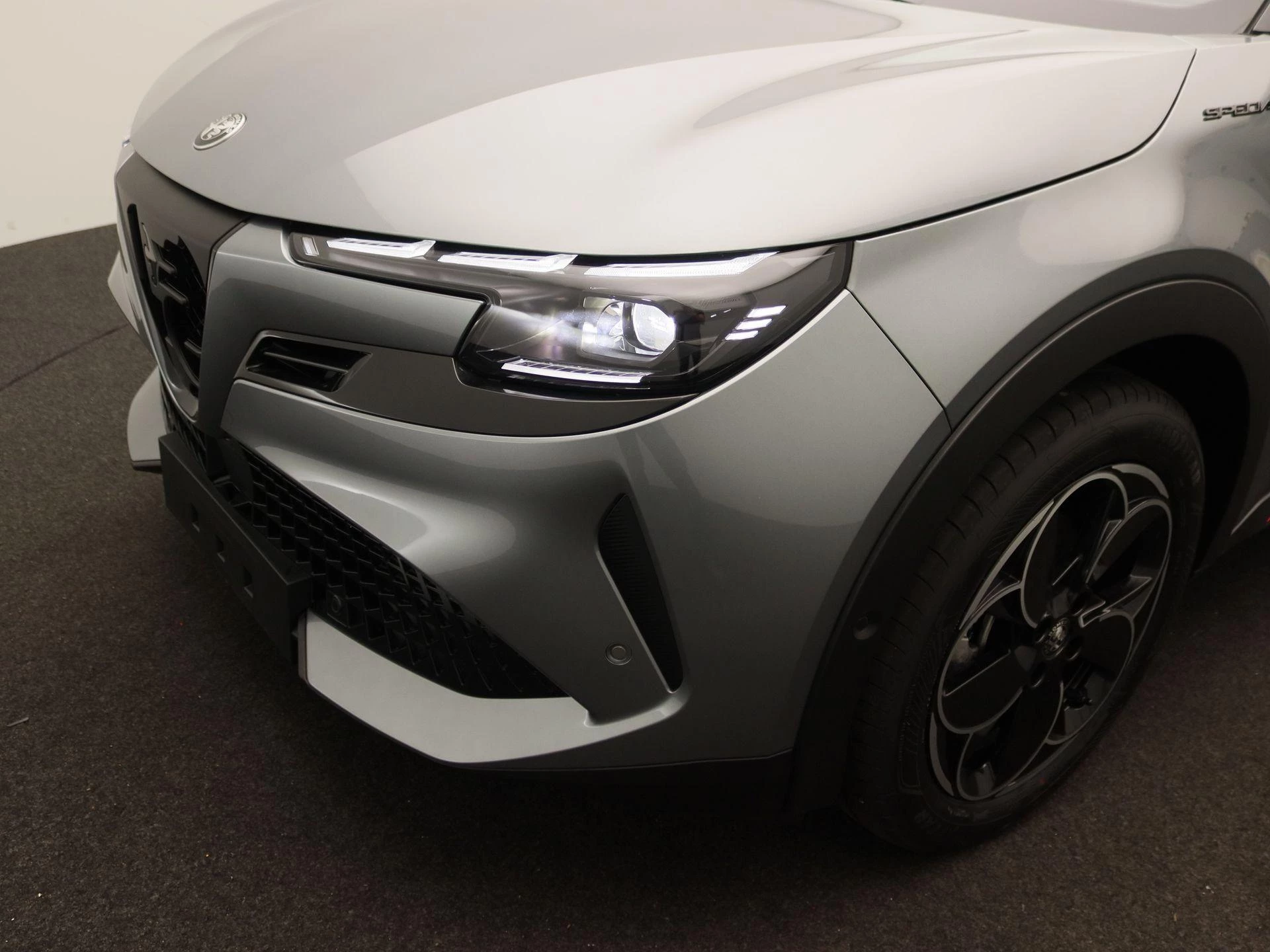 Alfa Romeo-Junior-image-18