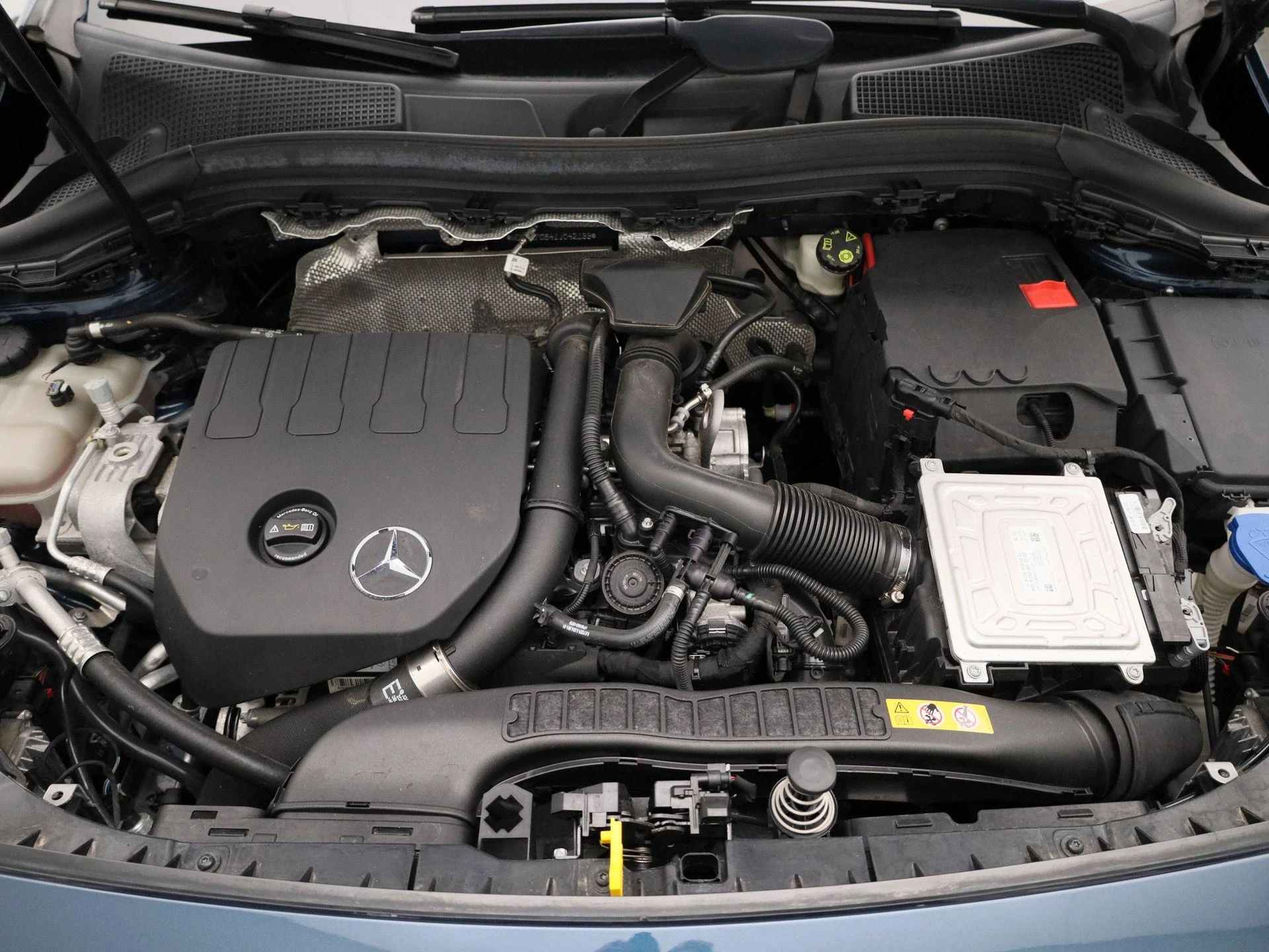Mercedes-Benz B-Klasse 180 Business Solution AMG