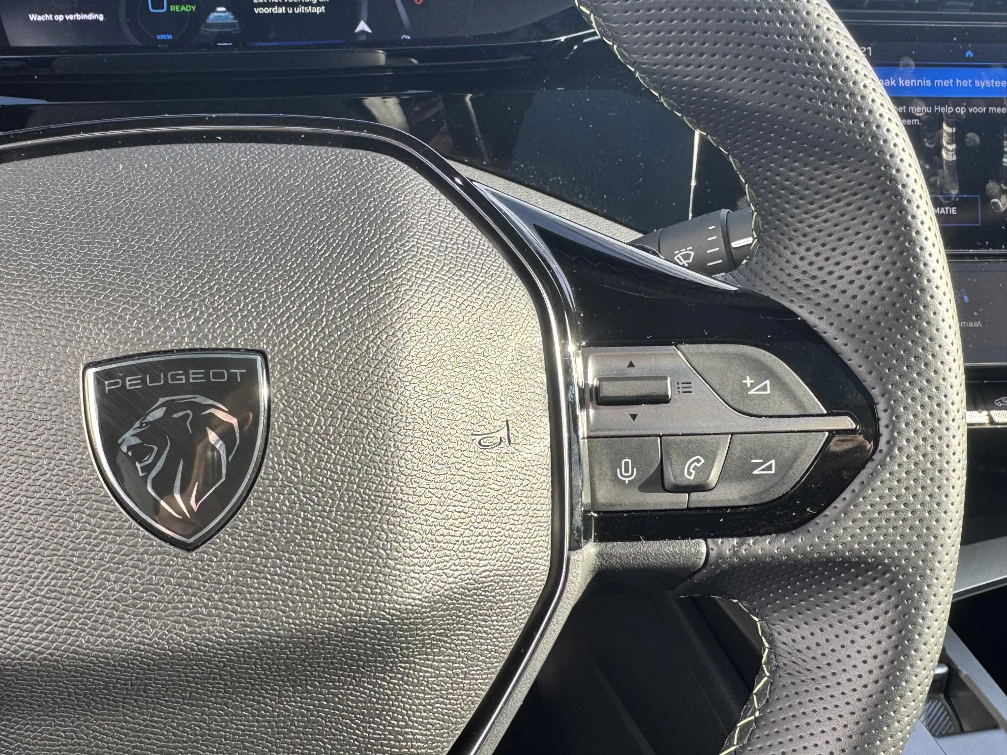 Peugeot-308-image-16