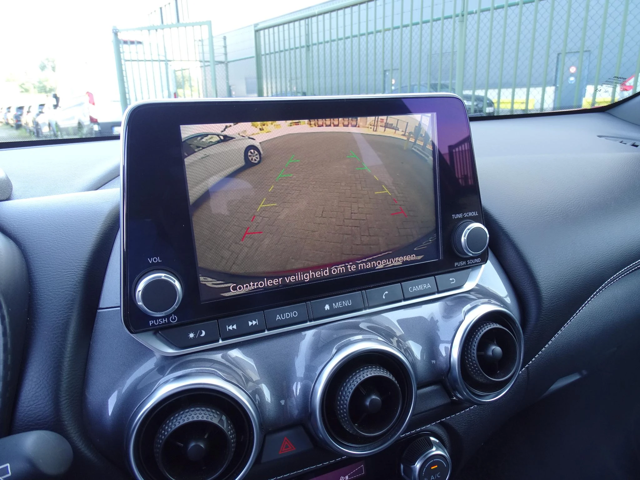 Nissan Juke 1.0 DIG-T Acenta