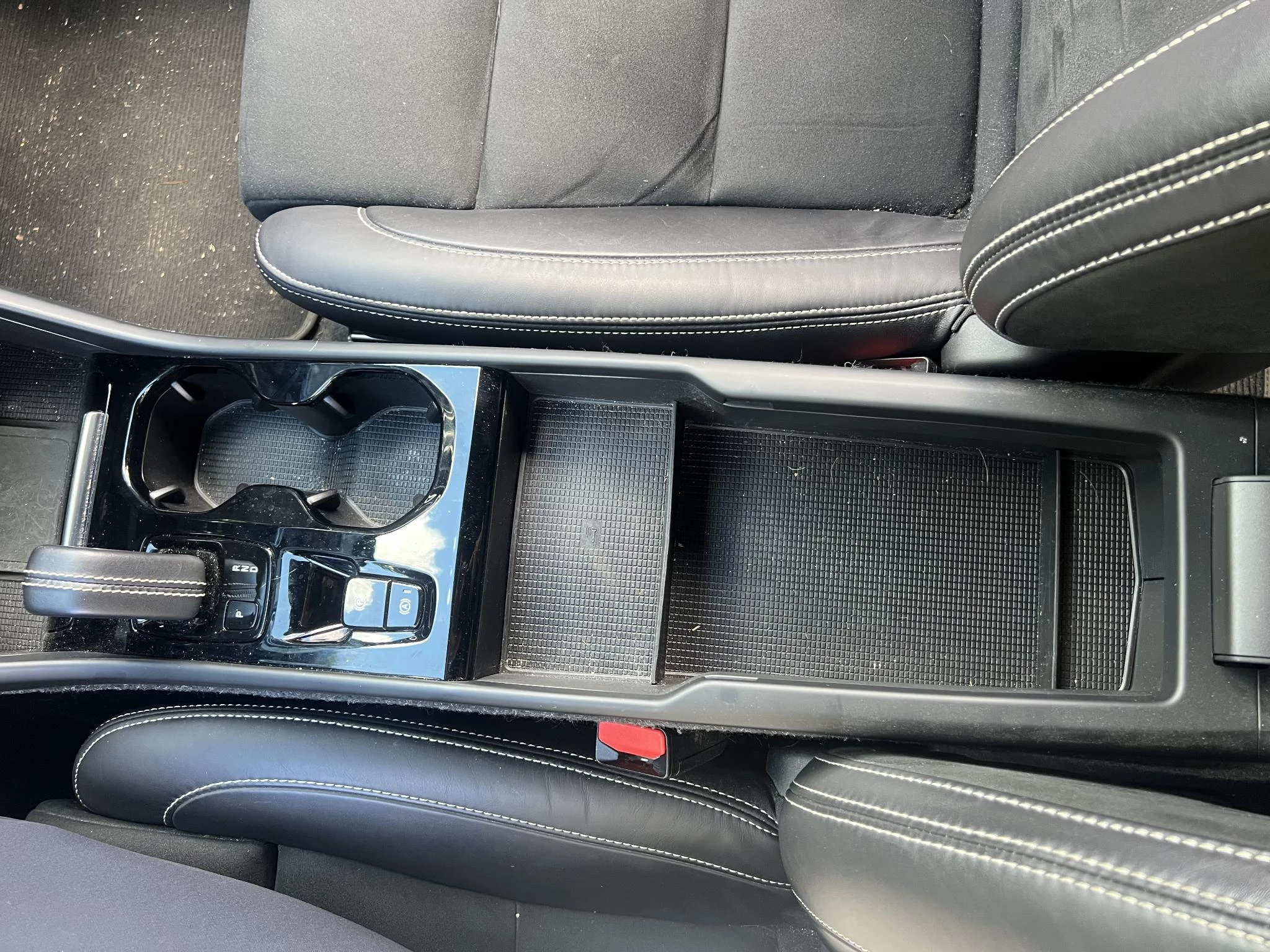 Volvo-XC40-image-21