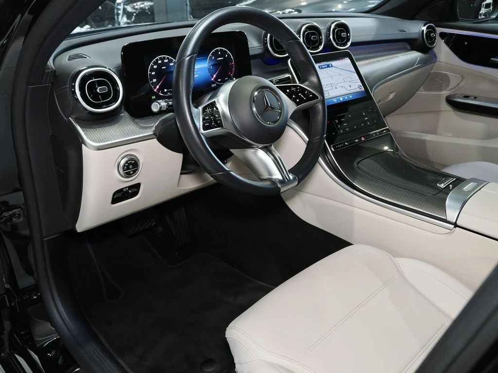Mercedes-Benz-C-Klasse 300 d-image-8