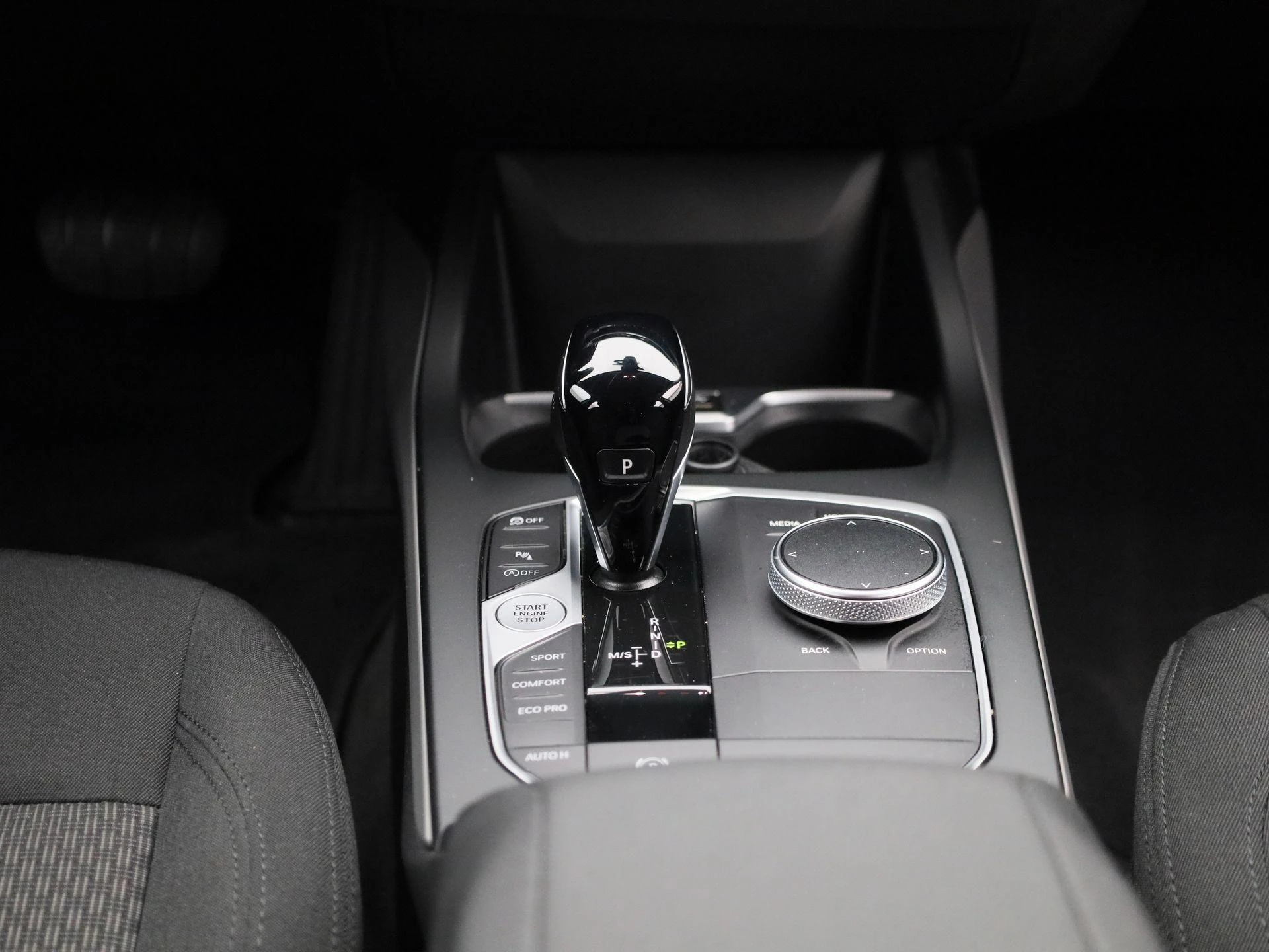 BMW-1 Reeks-image-8