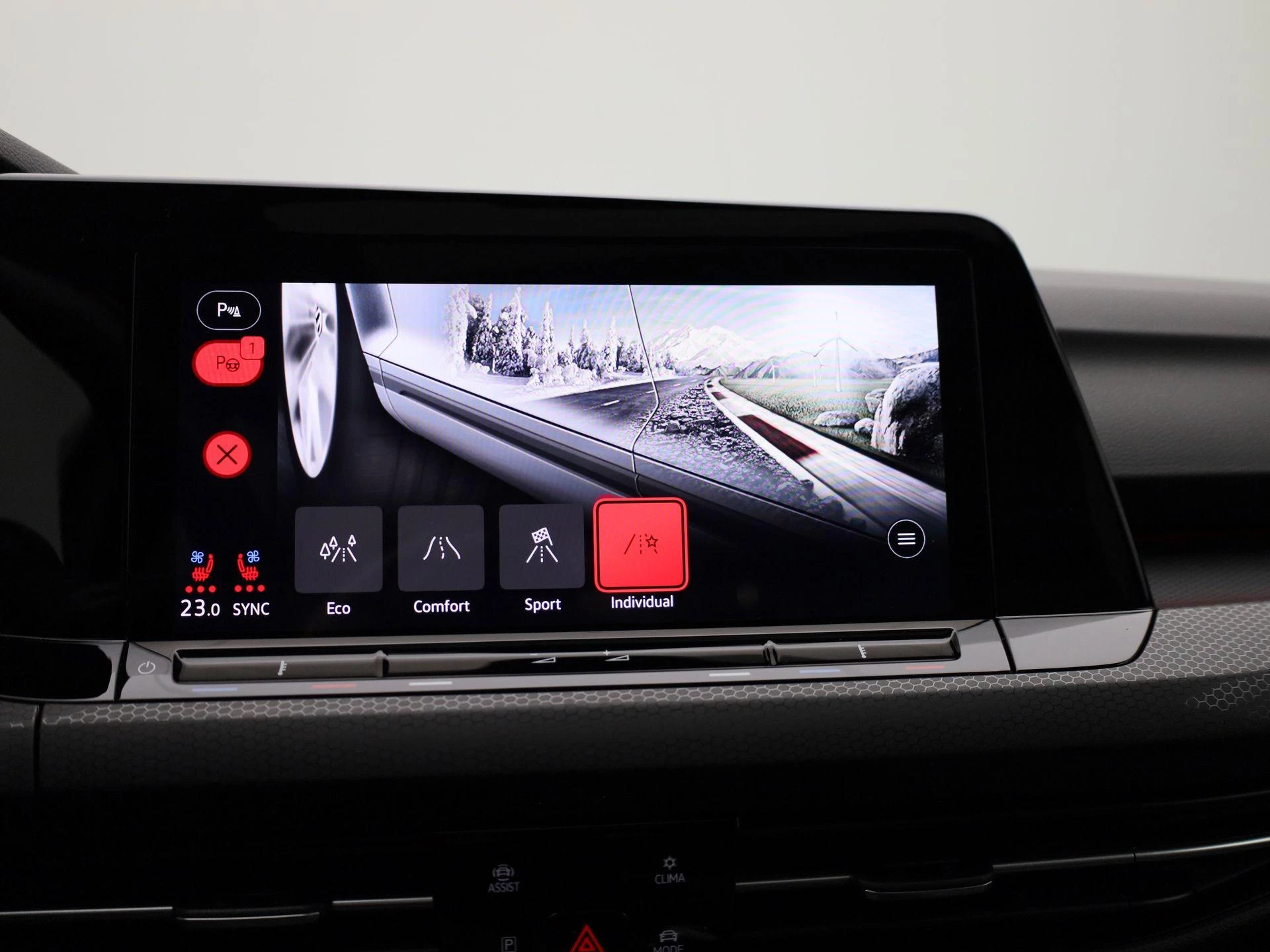 Volkswagen-Golf-image-27