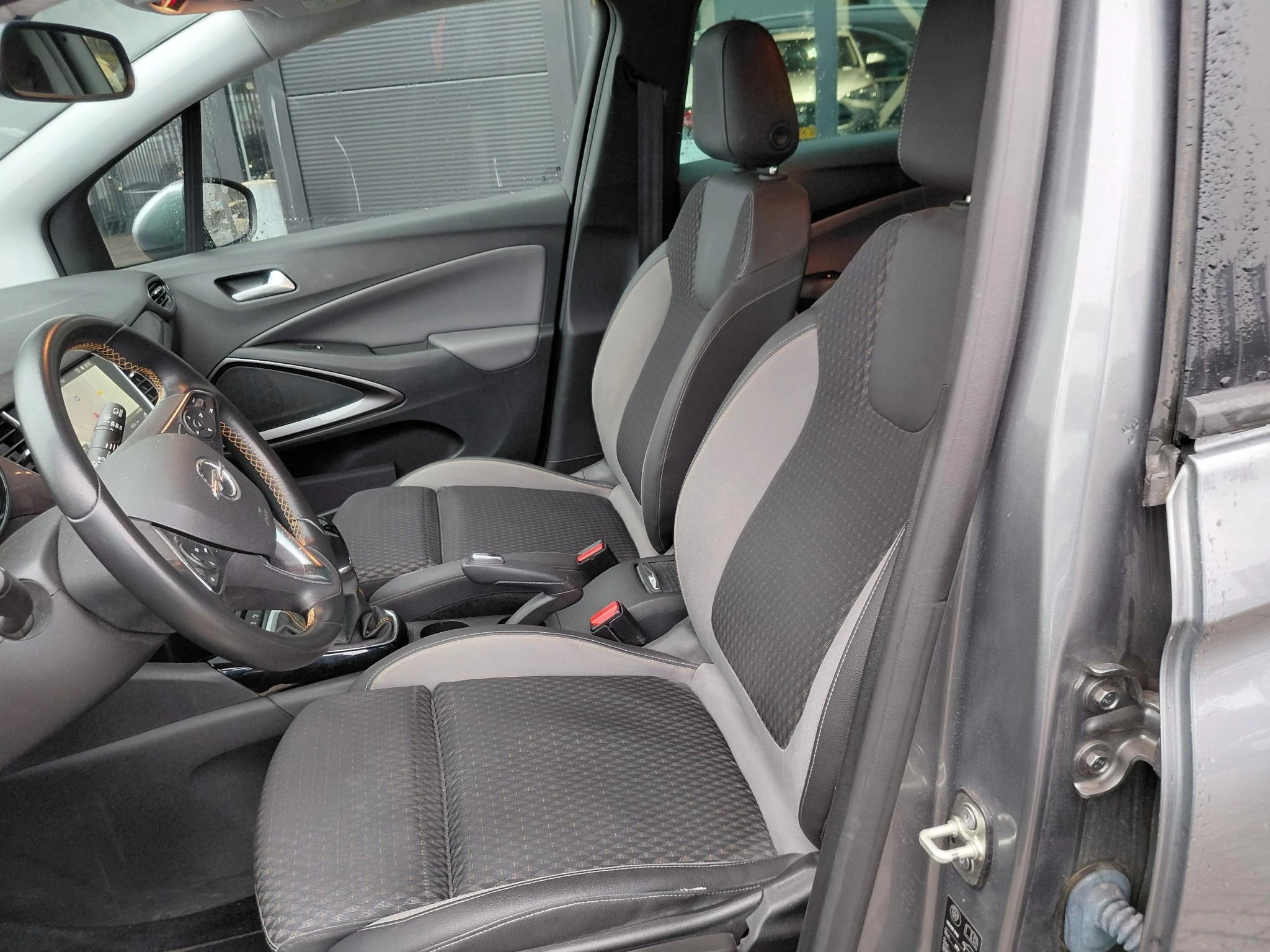 Opel-Crossland X-image-11