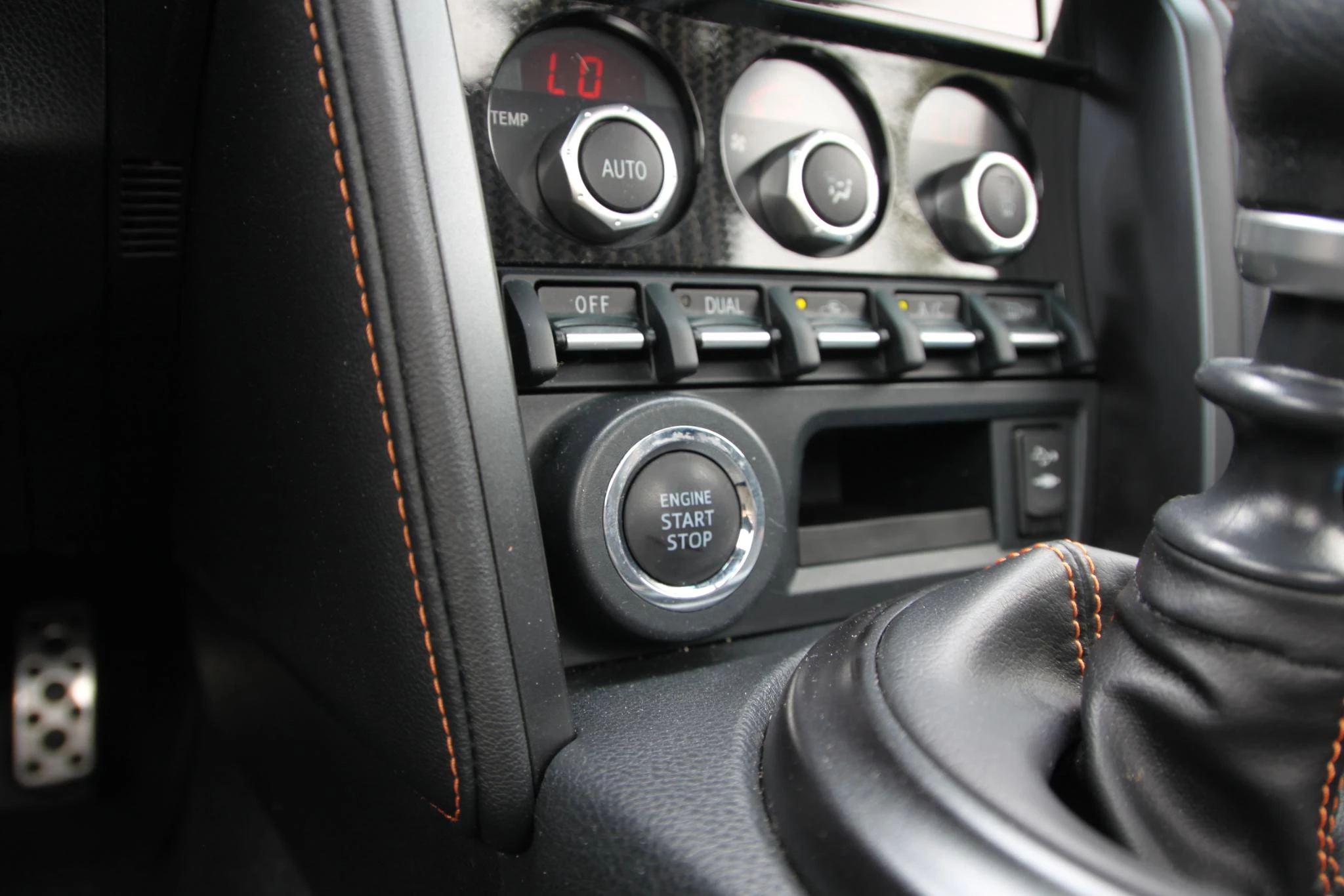 Toyota GT86 2.0 Sport Orange Ltd. Edition