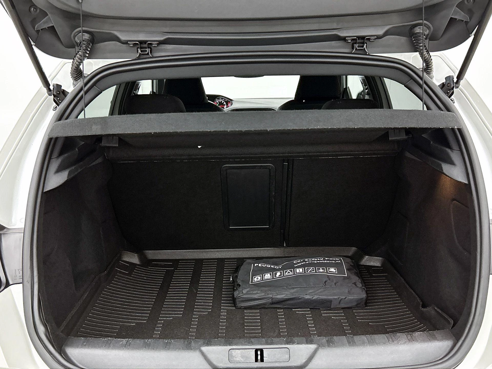 Peugeot-308-image-28