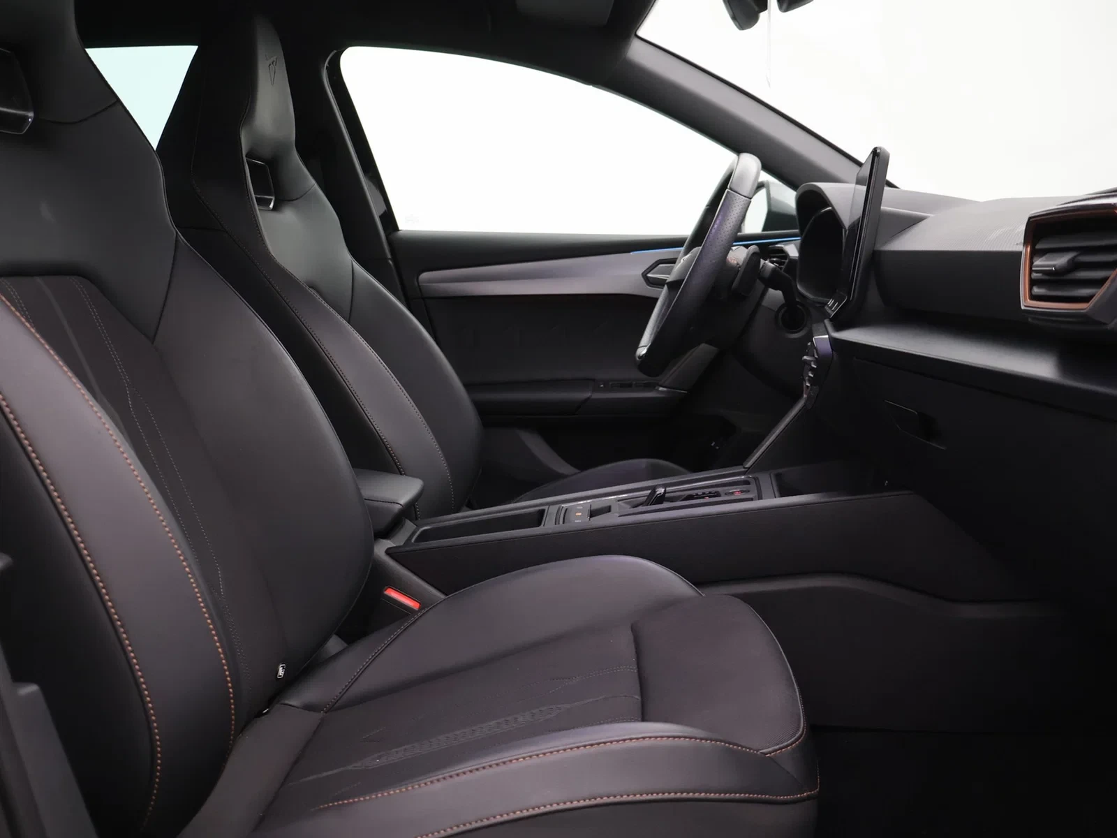 CUPRA Leon Sportstourer ST e-Hybrid (PHEV) Leon Break PHEV 1.4TSI 204PK *AUTOMAAT*CAMERA*LEDER*SPORTZETELS*CRUISE*VIRTUAL COCKPIT*PDC*...*