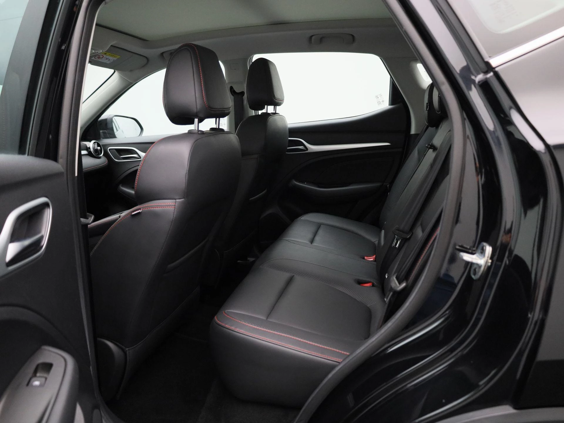 MG-ZS EV-image-9