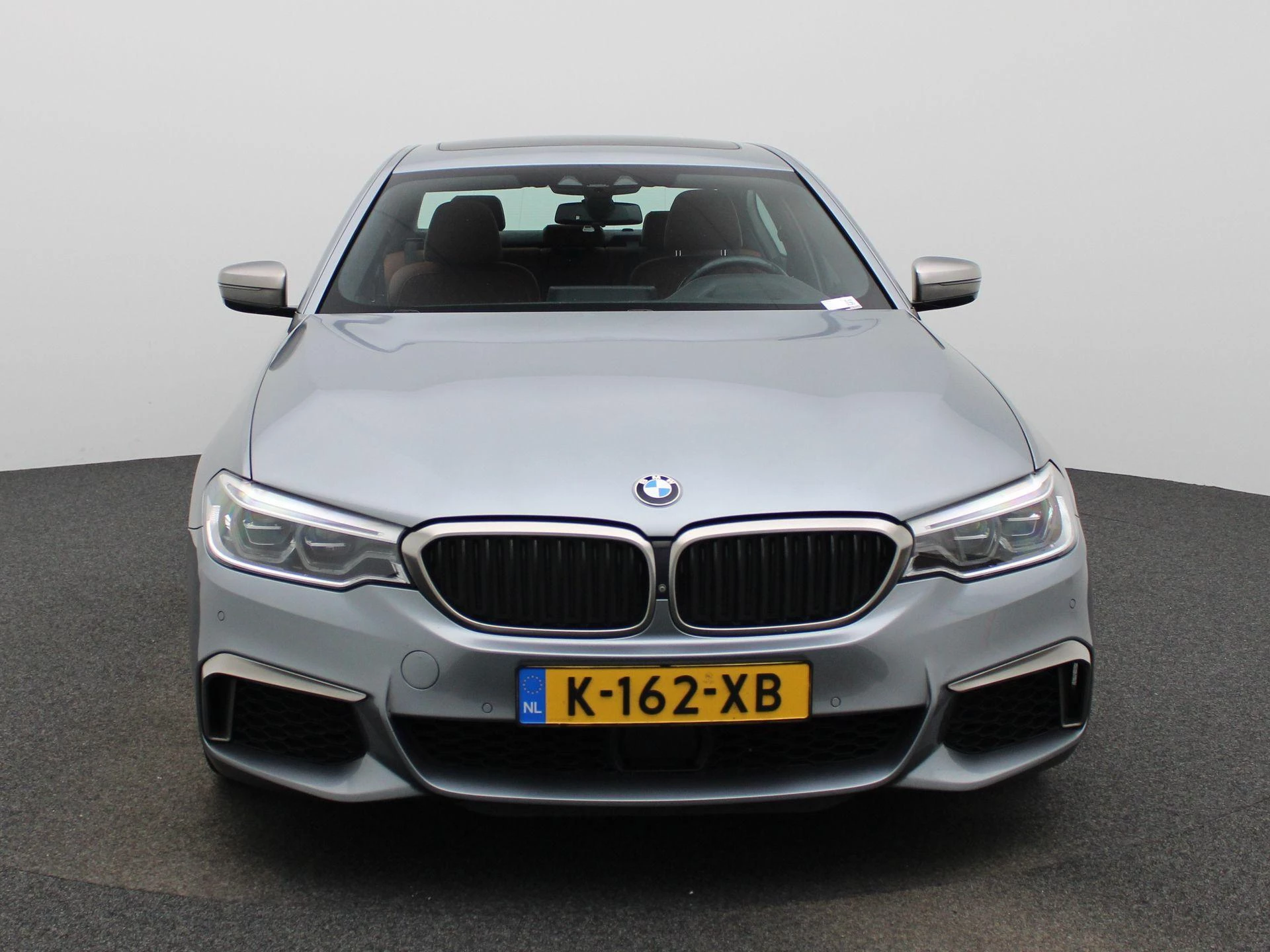 BMW 5 Serie M550i xDrive High Executive