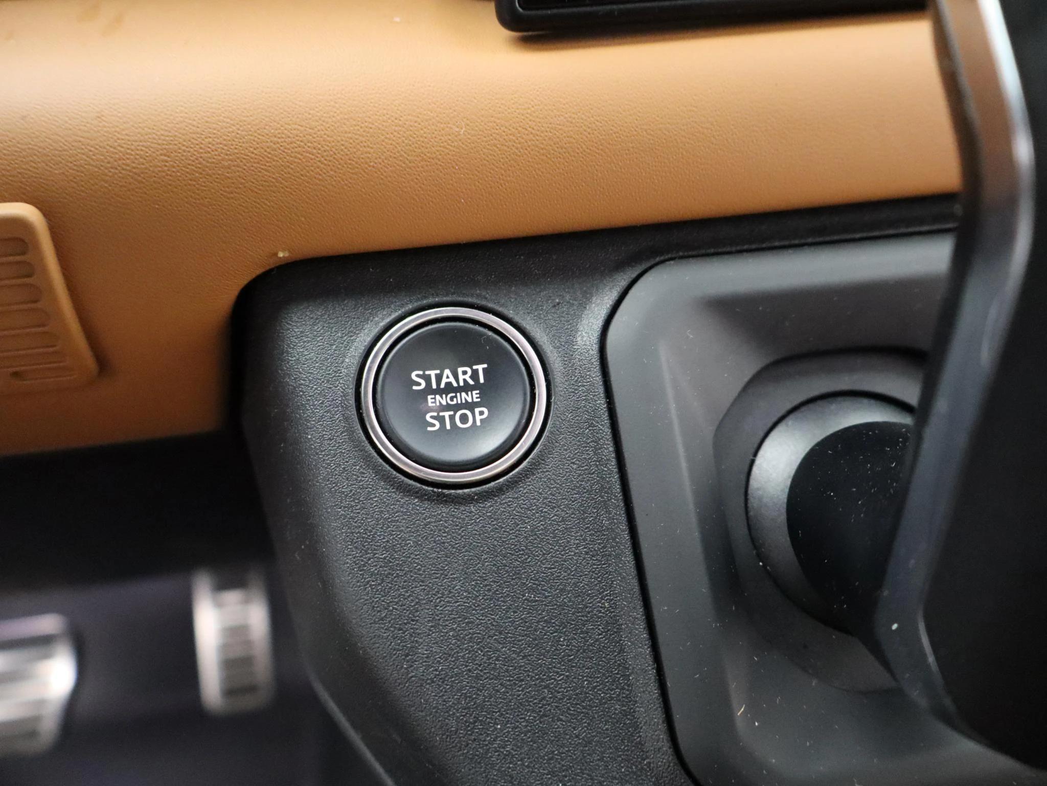 Land Rover-Defender-image-21