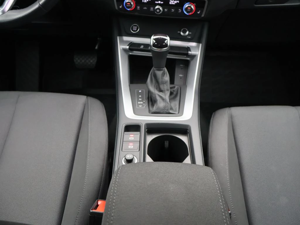 Audi Q3 35TFSI Business Edition S line *AUTOMAAT*VIRTUAL COCKPIT*CRUISE*PDC ACHTER*APP-CONNECT*...*