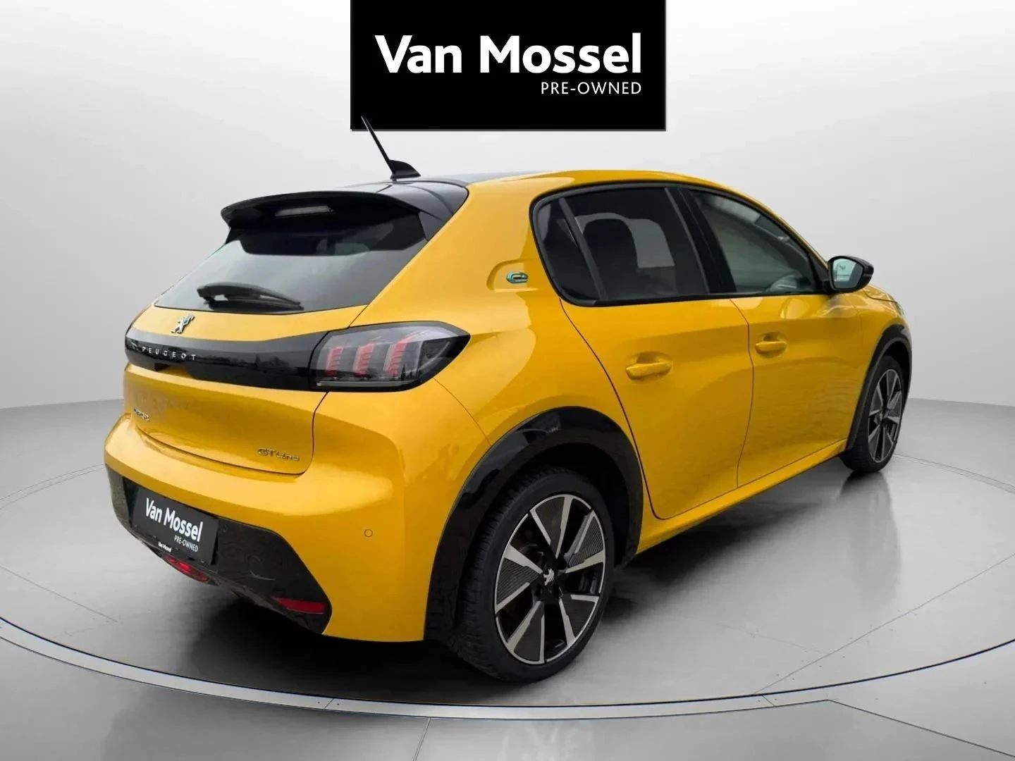 Peugeot-e-208-image-4