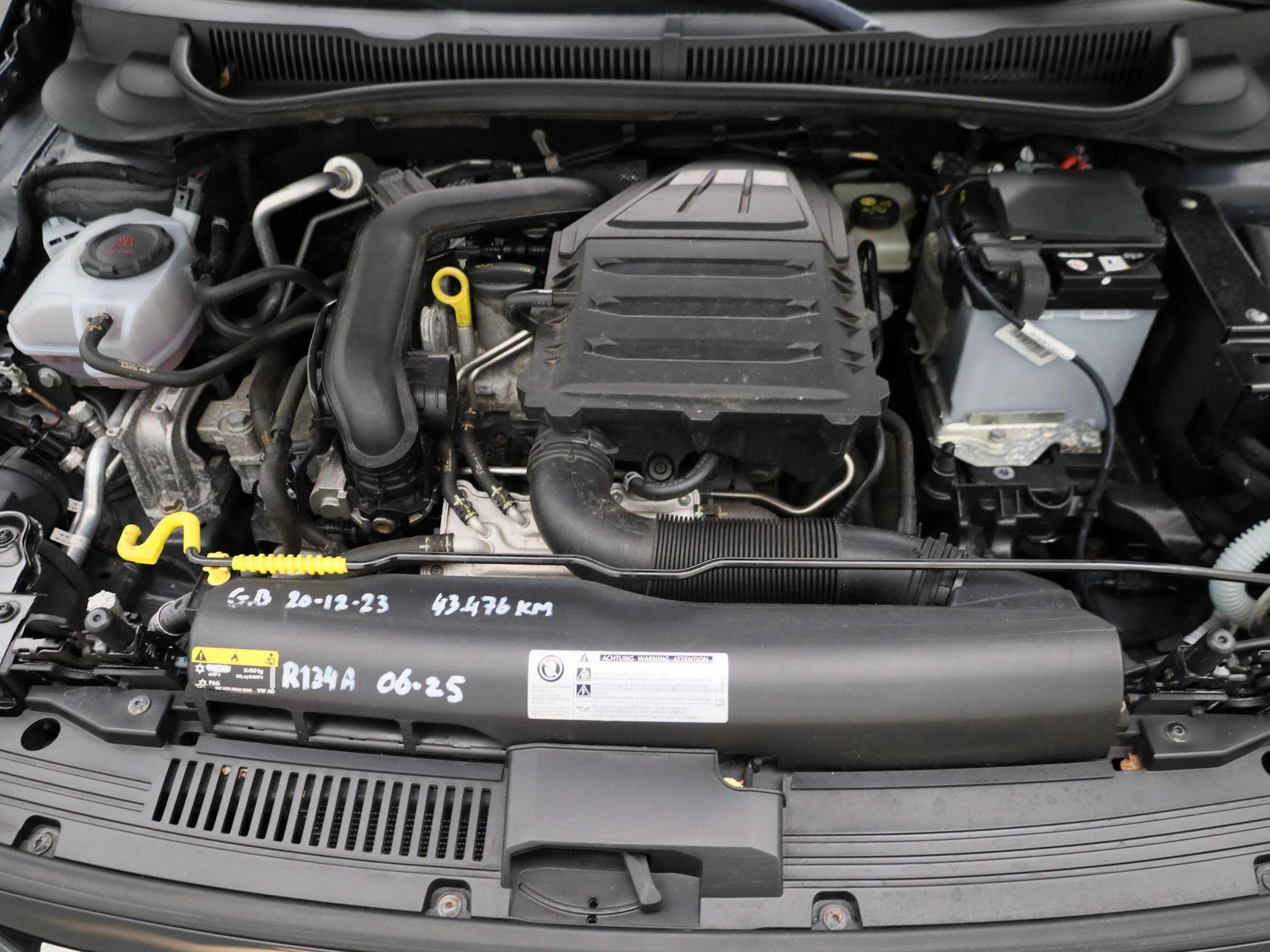 Volkswagen-Polo-image-28