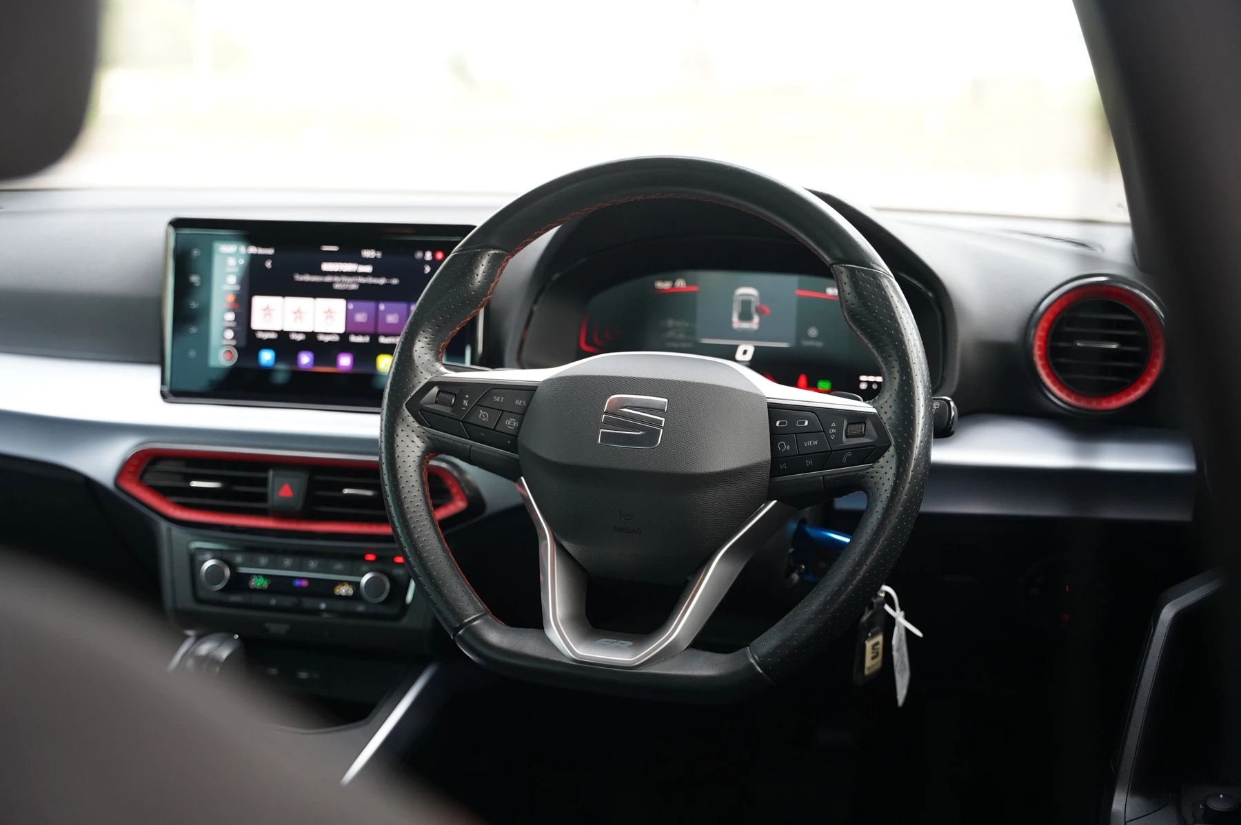 SEAT-Arona-image-7