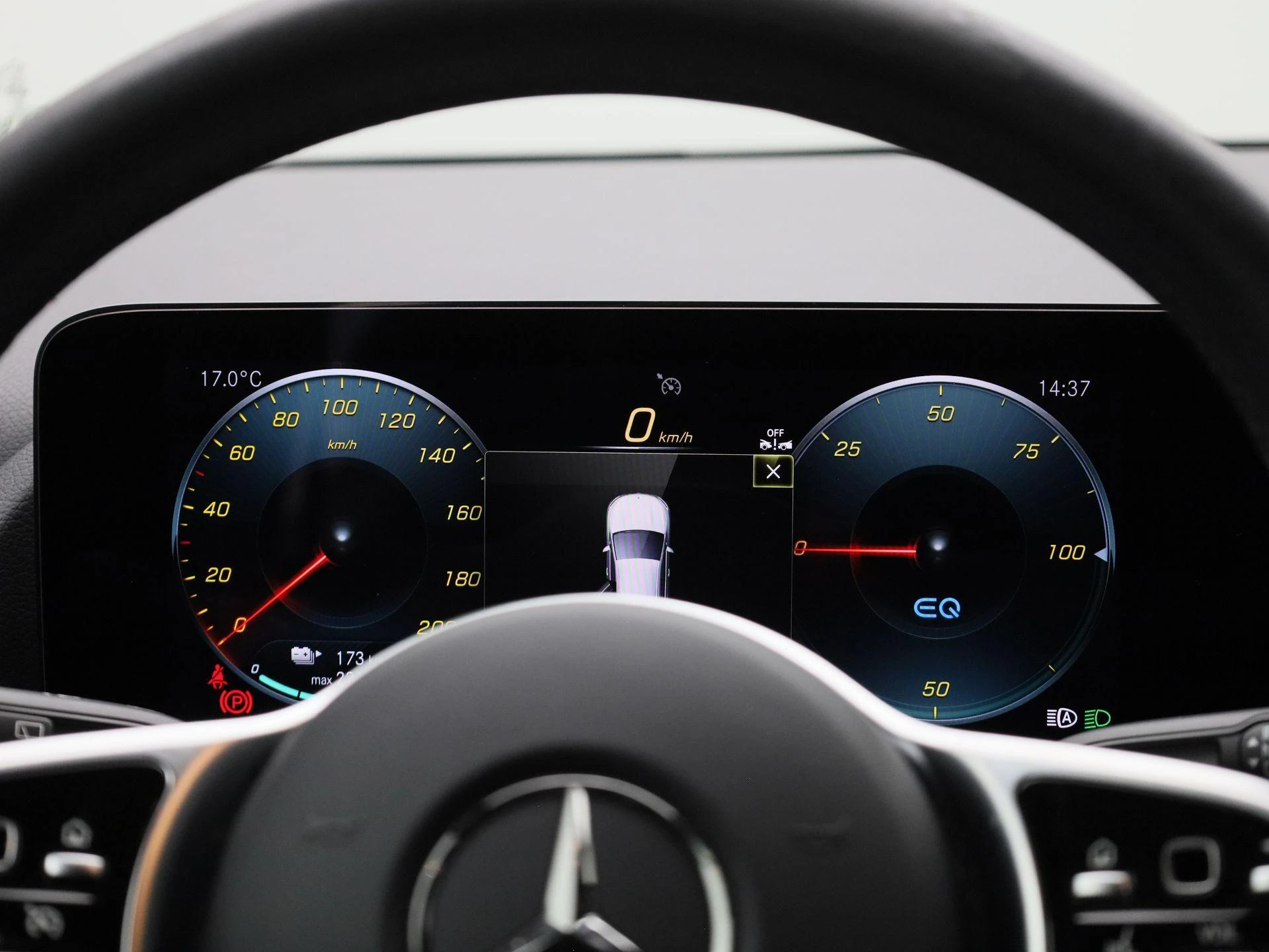 Mercedes-Benz-EQA-image-7